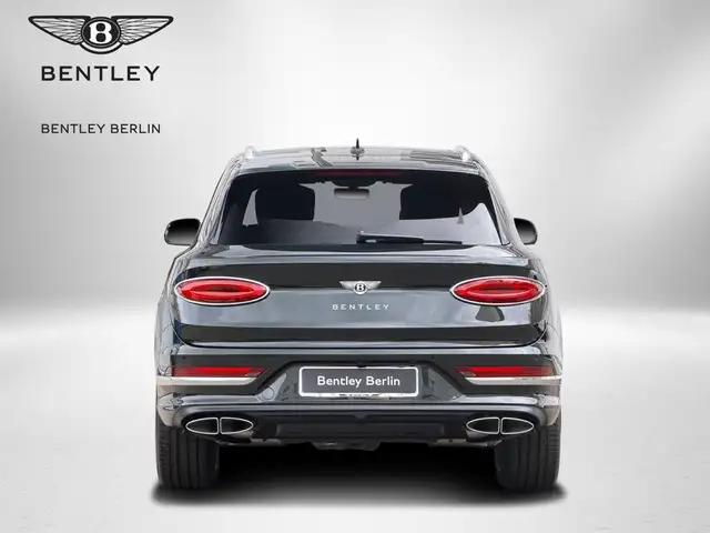 Bentley Bentayga view 5
