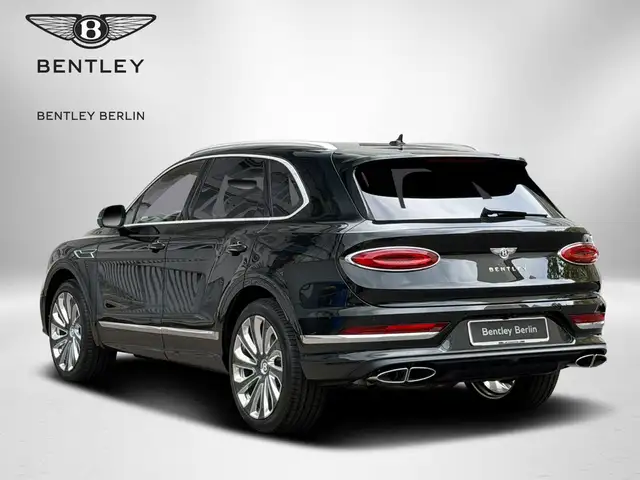 Bentley Bentayga view 4