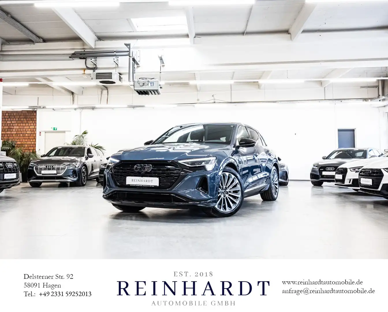Audi Q8 e-tron 55 ADVANCED/BLACK/DIGI-MATRIX/ACC/PANO Kék - 1