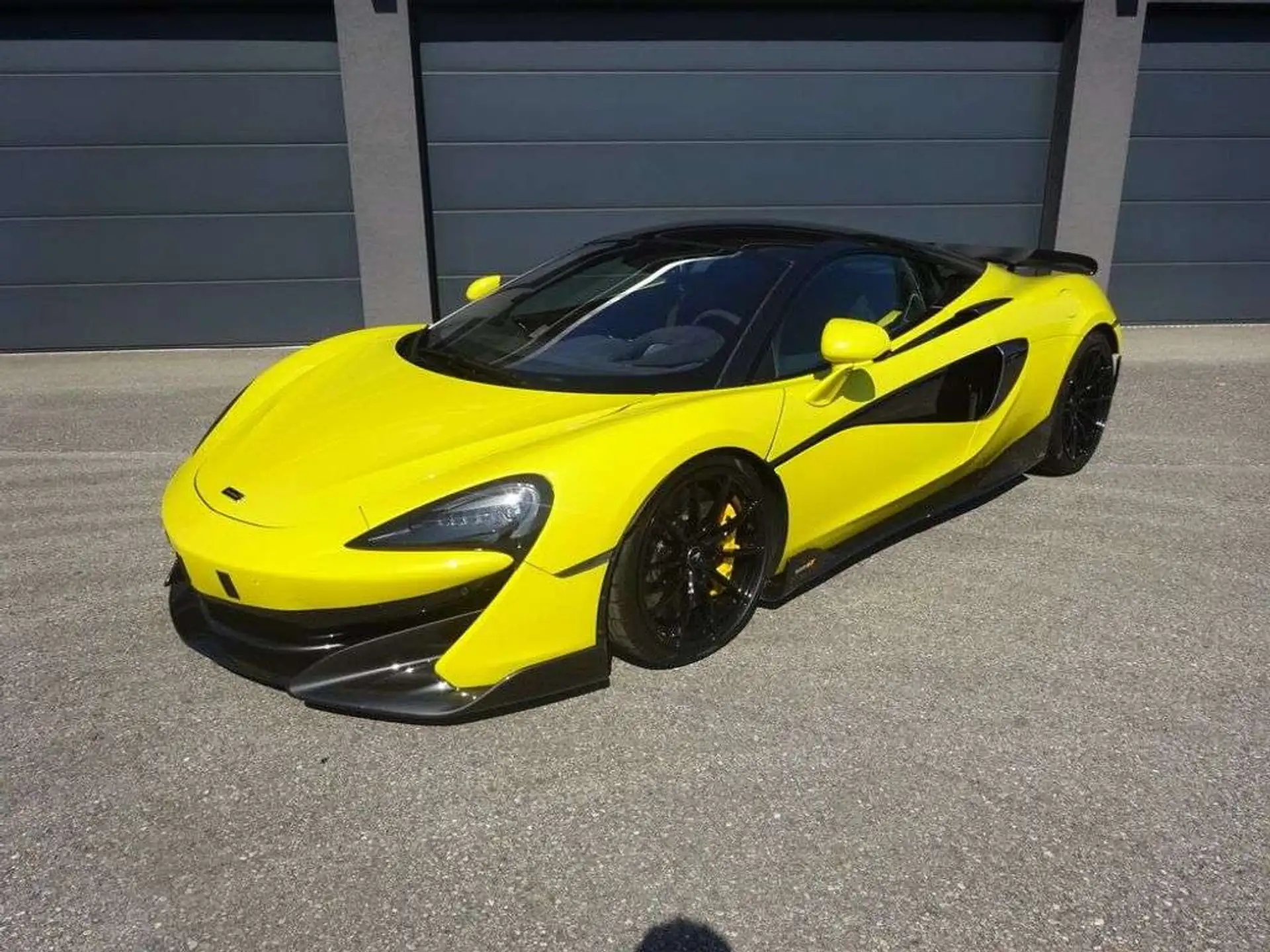 맥라렌 600LT 2020 노랑 사진 2