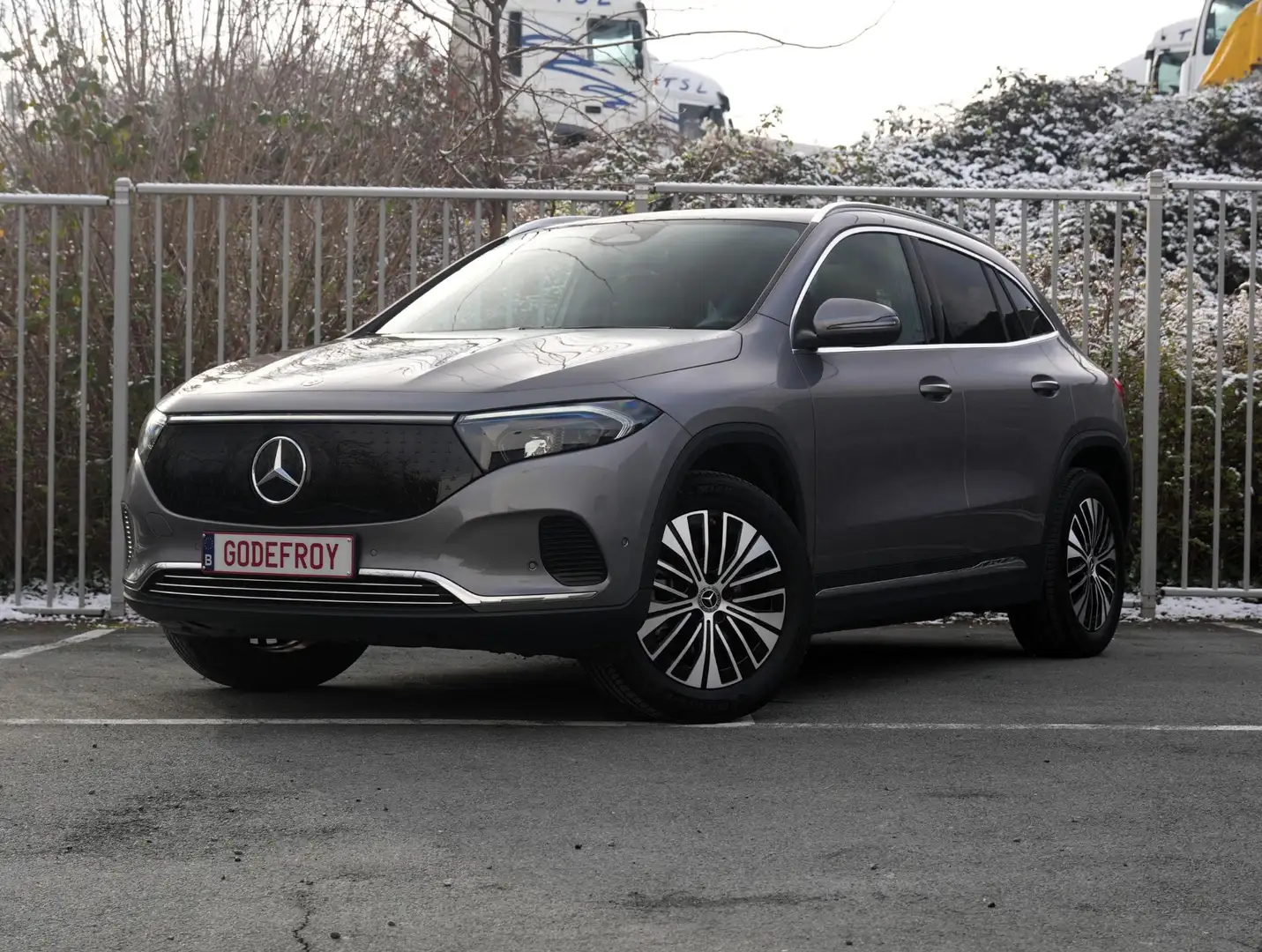 Mercedes-Benz EQA 250 EQA 250+ Gris - 2