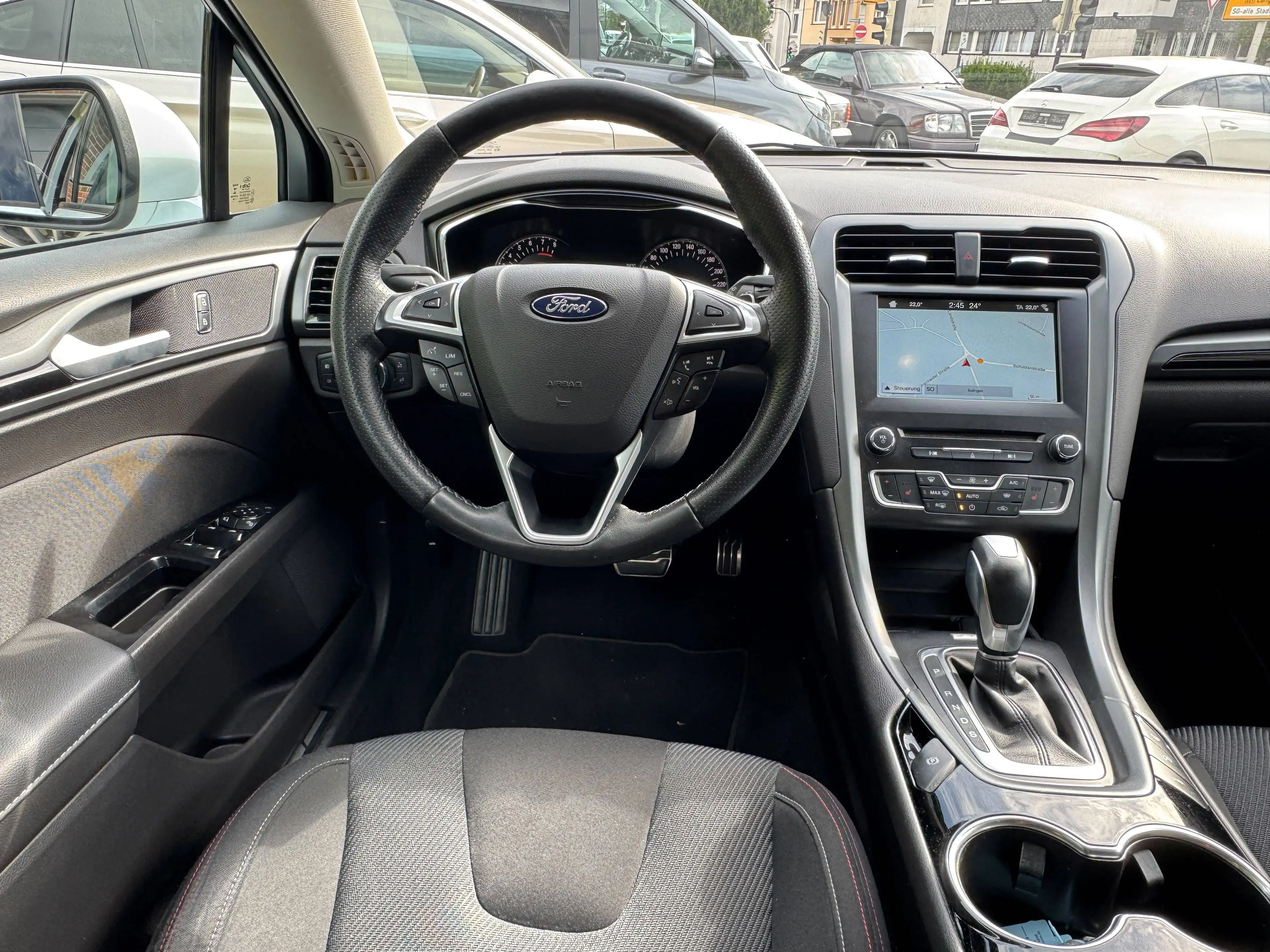 Ford Mondeo ST-Line Automatik/sehr gepflegt — photo 10