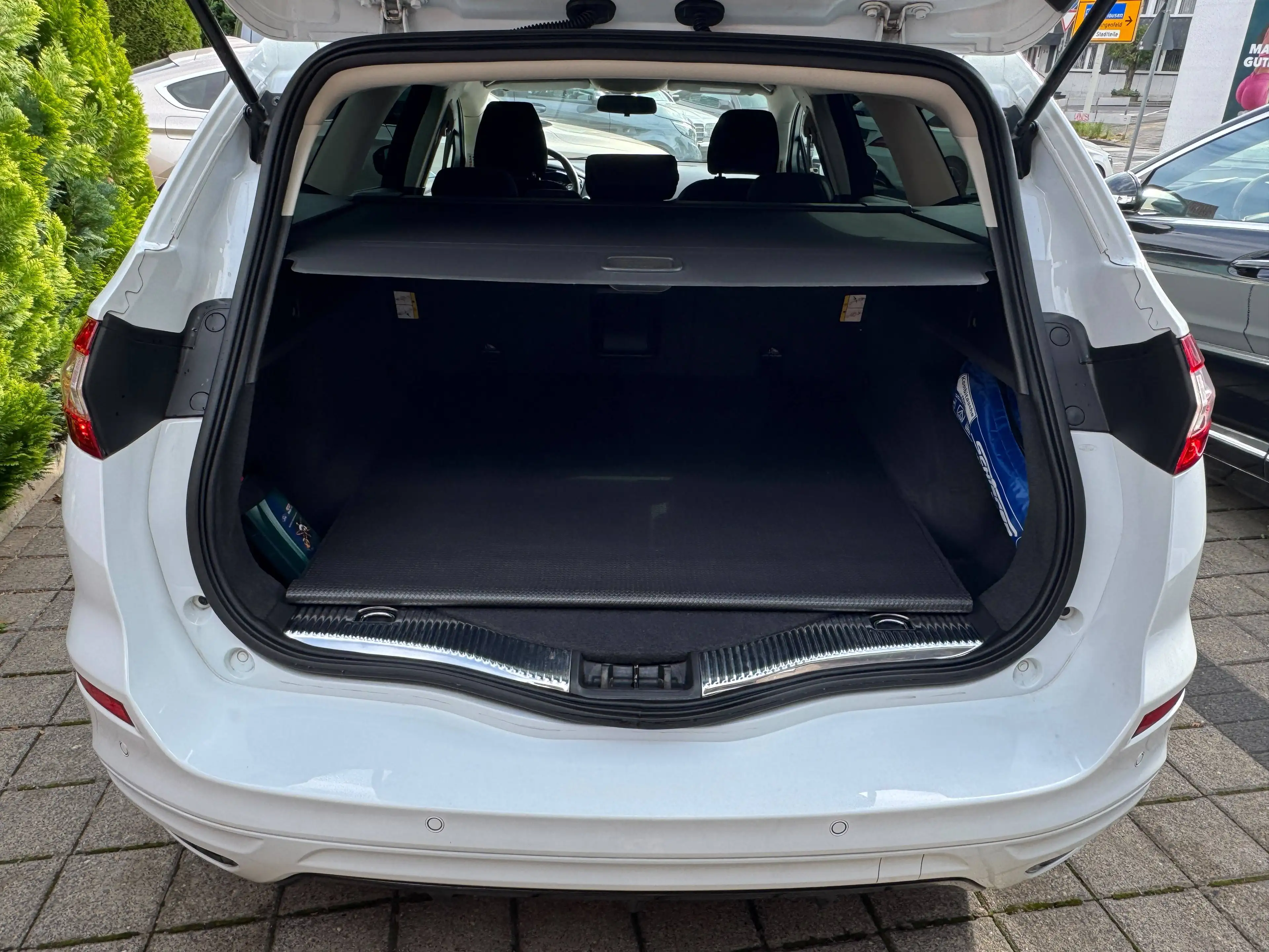 Ford Mondeo ST-Line Automatik/sehr gepflegt — photo 14