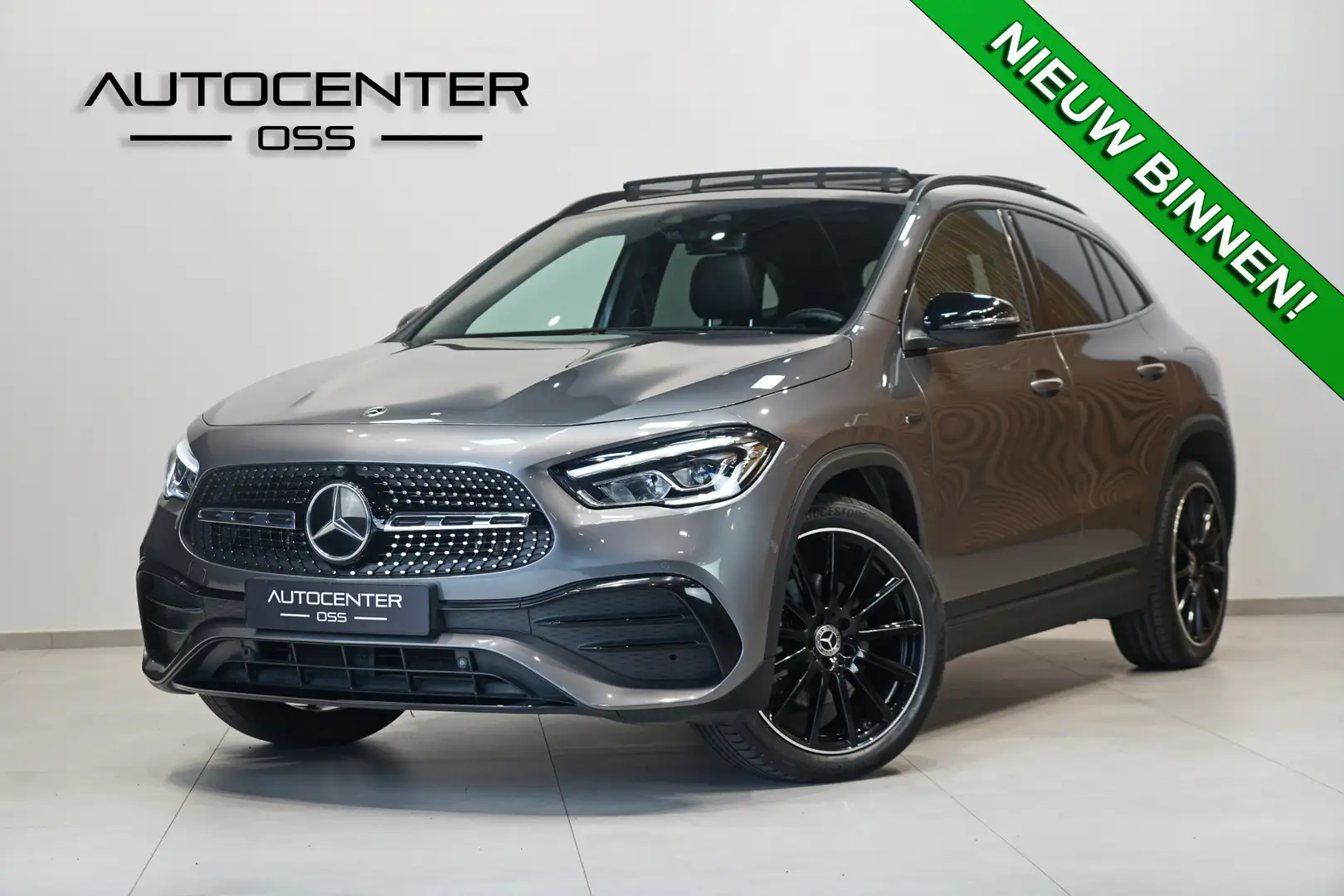 Mercedes-Benz GLA 250 e AMG ✅ PANO ✅ CARBON ✅ NIGHT ✅ CAMERA ✅ SFEER Grijs - 1