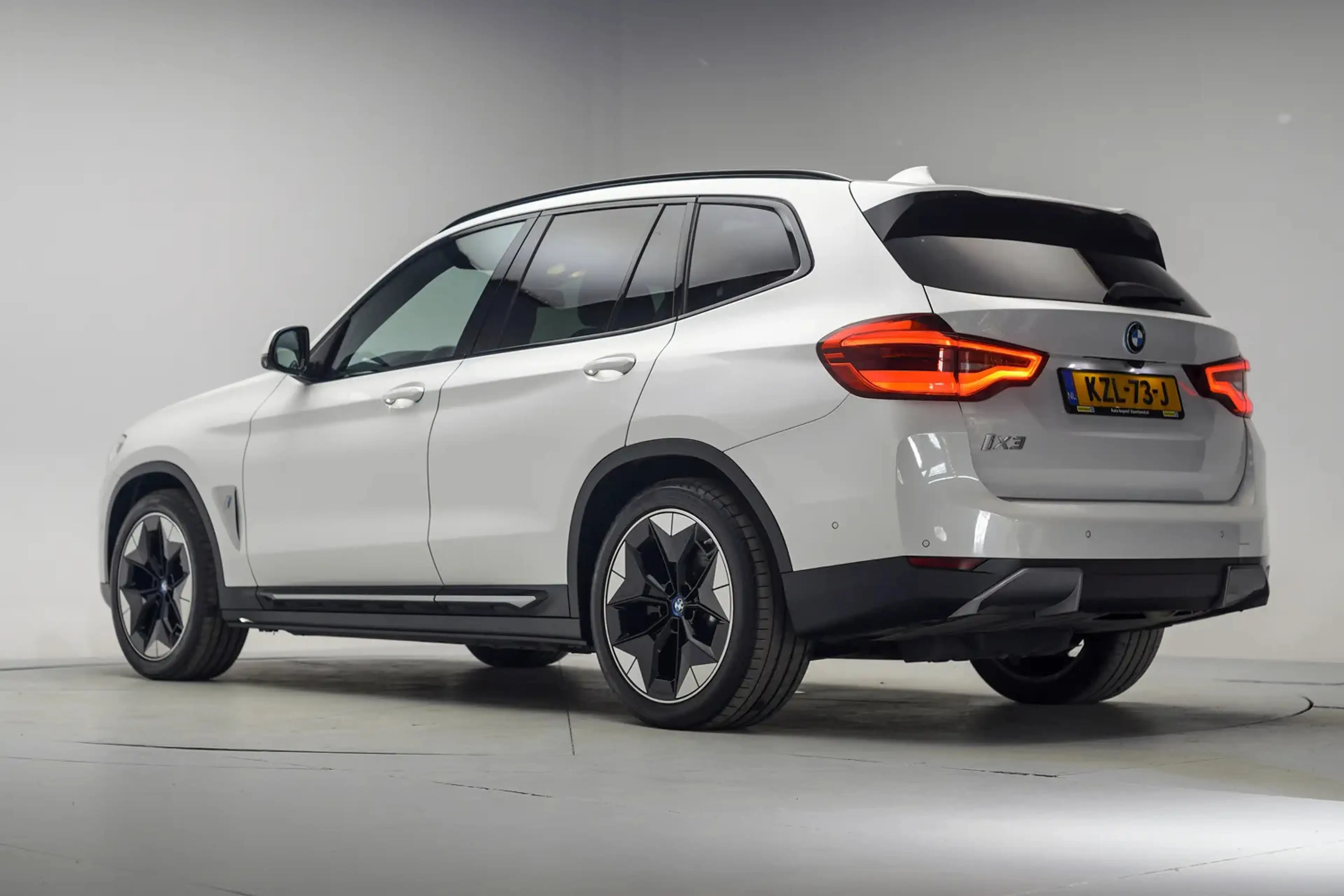 BMW iX3 High Executive 80 kWh Aut. [ Panoramadak Adapt.cru — photo 3