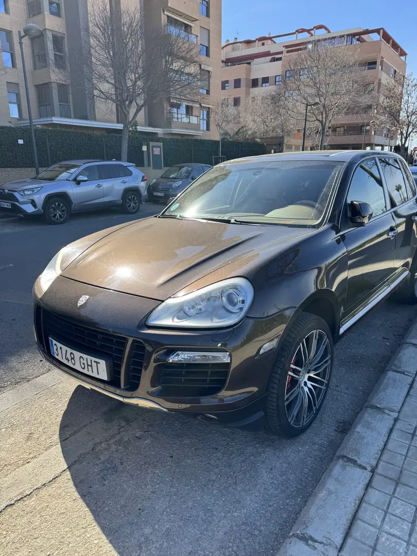 Porsche Cayenne Turbo Aut. Marrón - 1