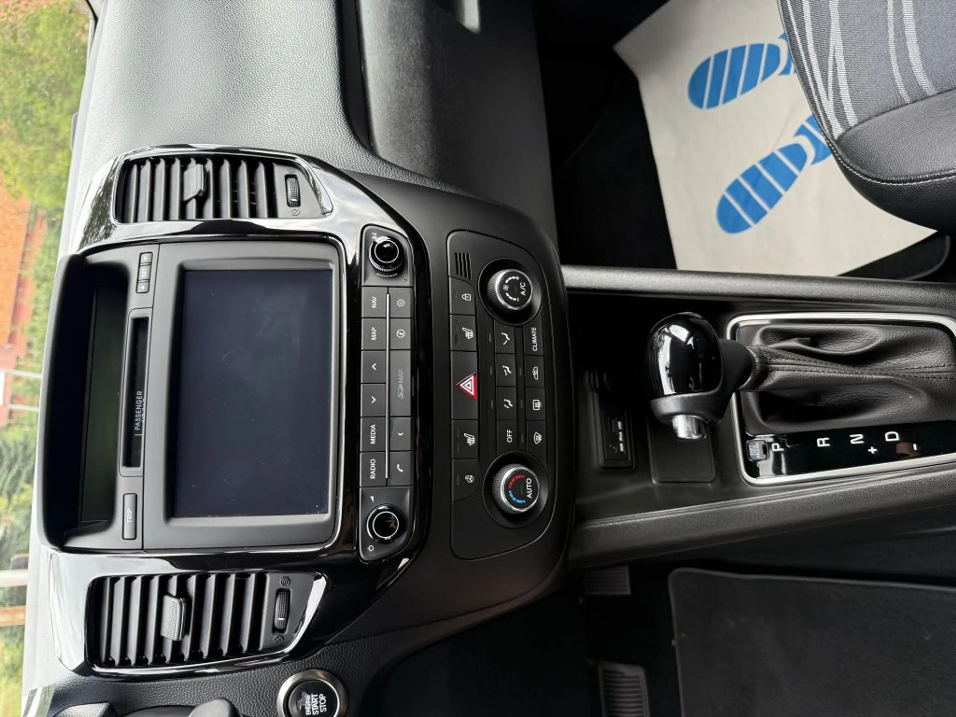 Kia Venga 1.6 CVVT Automatik Dream-Team Edition — photo 7