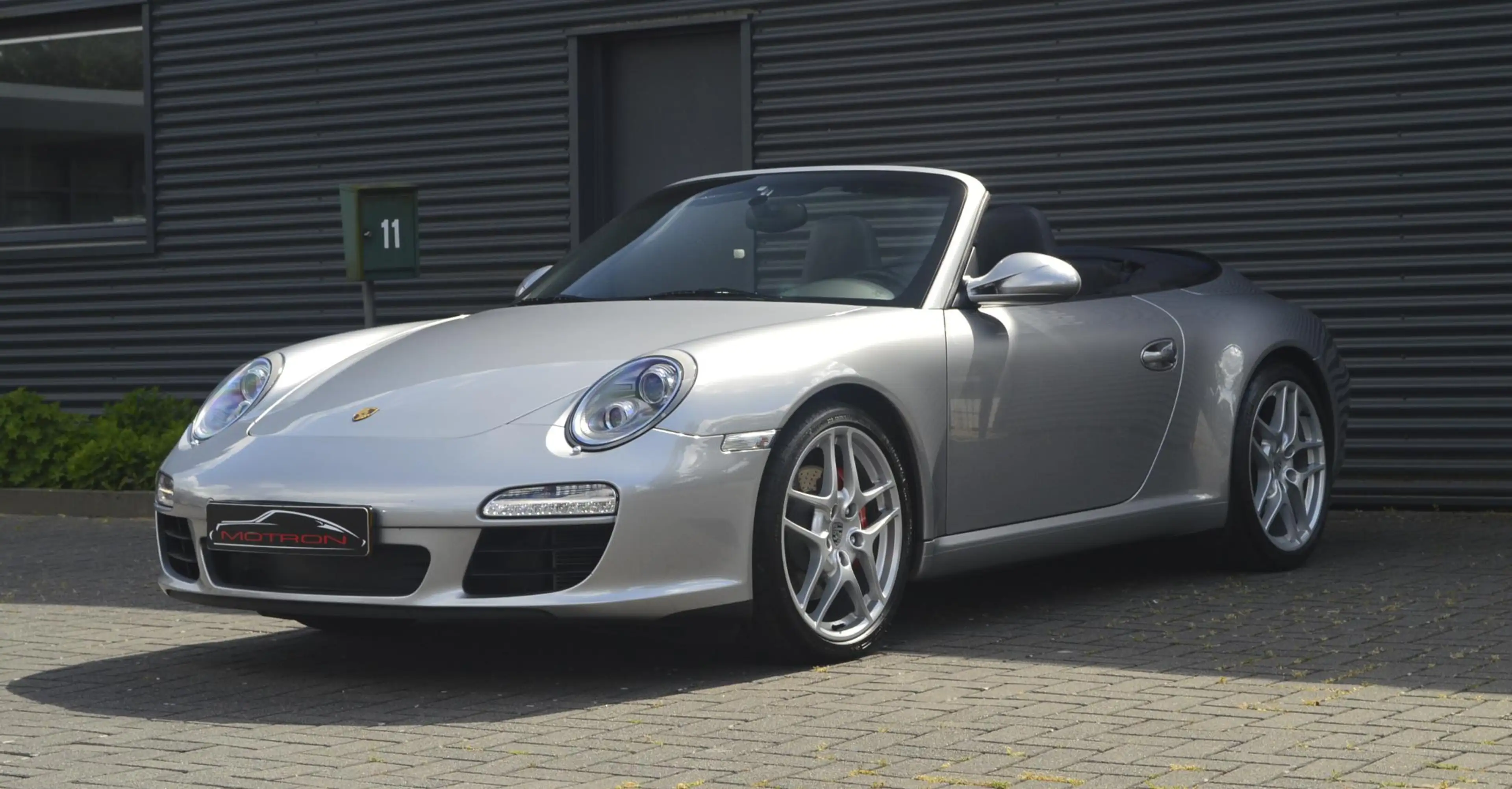 Porsche 997 997.2 3.8 Carrera S Cabriolet — photo 2
