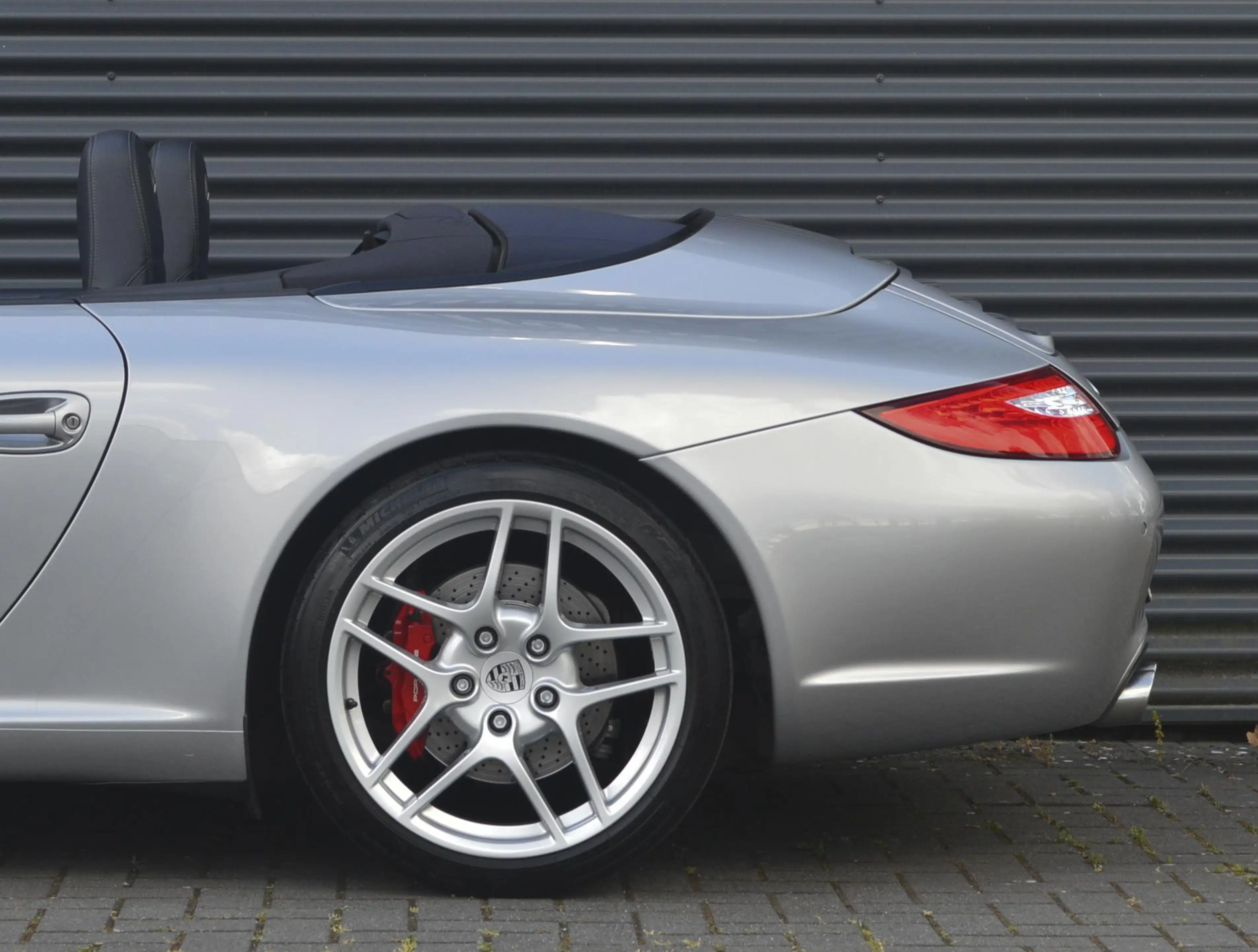 Porsche 997 997.2 3.8 Carrera S Cabriolet — photo 13
