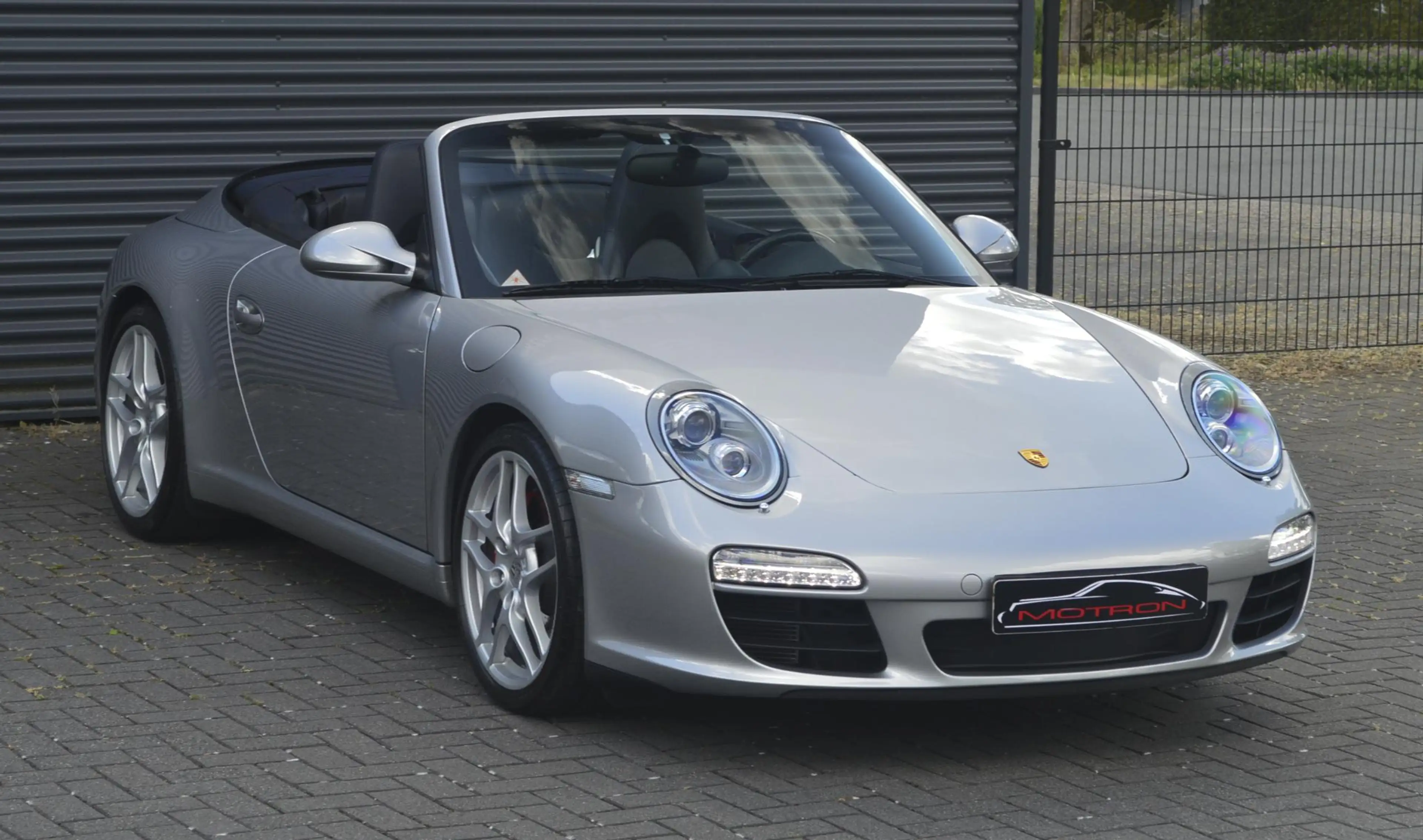 Porsche 997 997.2 3.8 Carrera S Cabriolet — photo 4