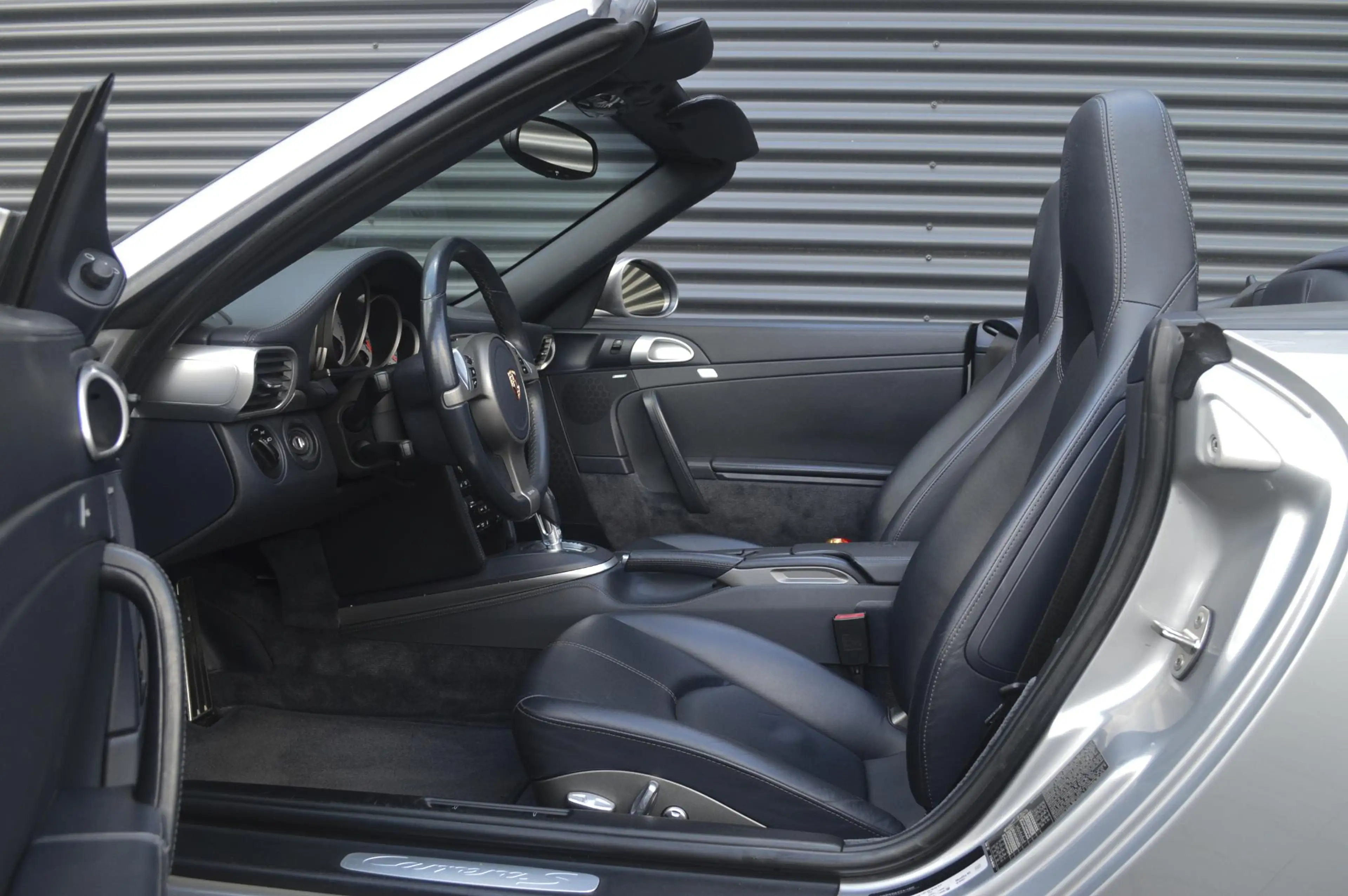 Porsche 997 997.2 3.8 Carrera S Cabriolet — photo 15