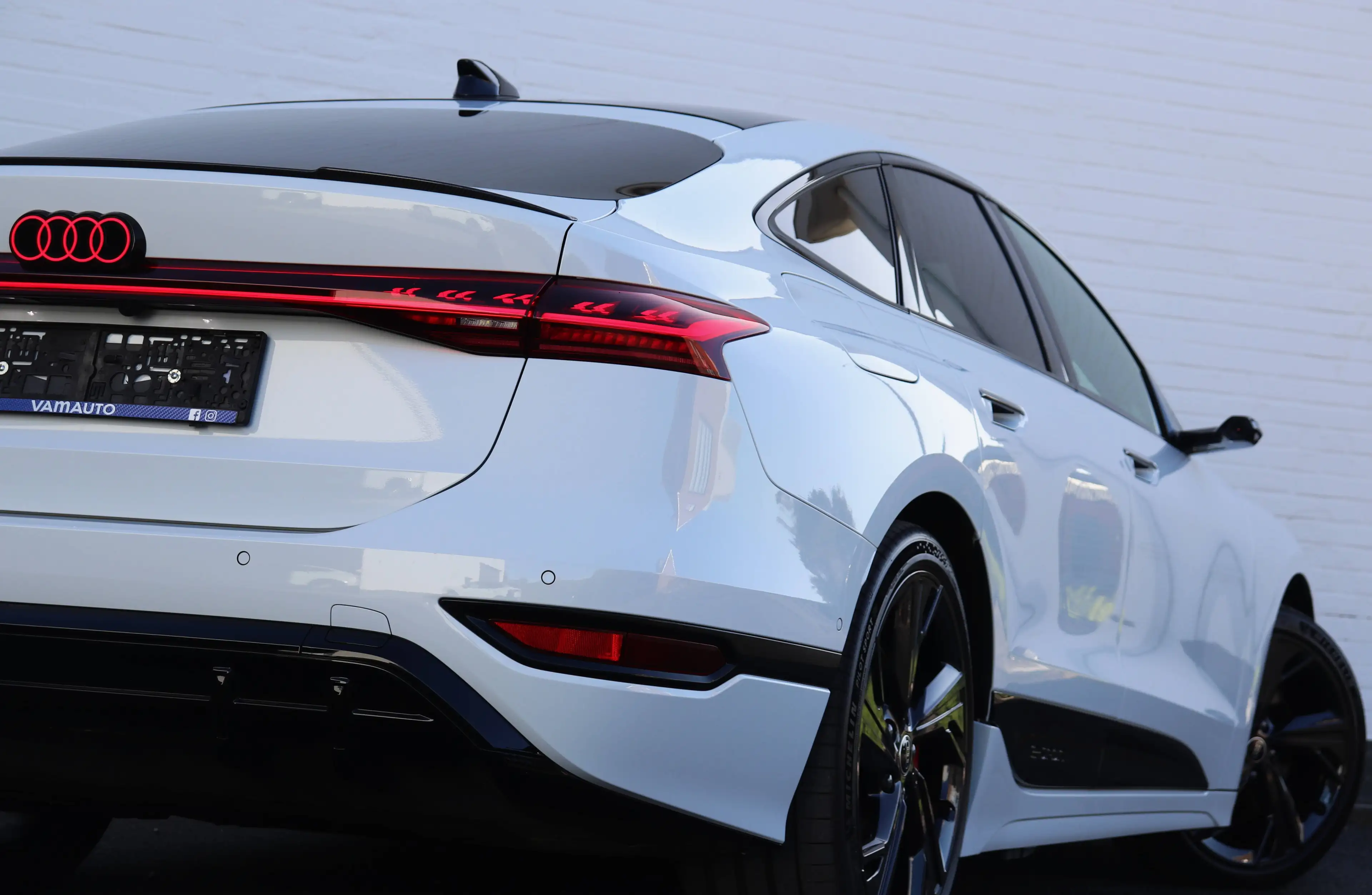 Audi S6 e-tron Sportback - Pano/Carbon/B&O/360/S-Seats/Massage/Towbar/SOH=98,2% — photo 8
