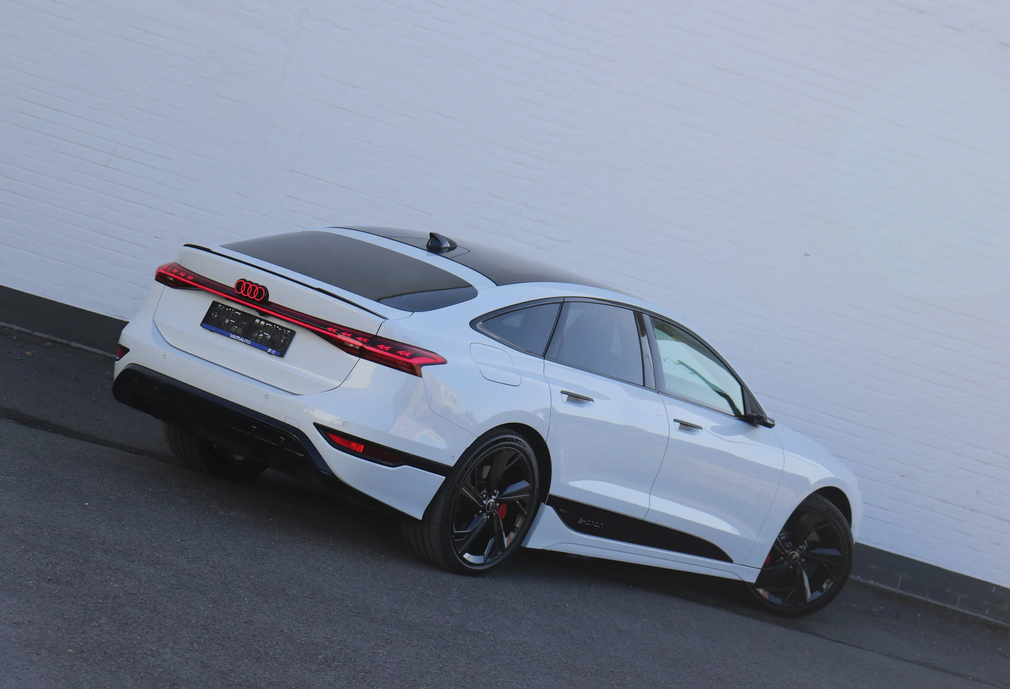 Audi S6 e-tron Sportback - Pano/Carbon/B&O/360/S-Seats/Massage/Towbar/SOH=98,2% — photo 10