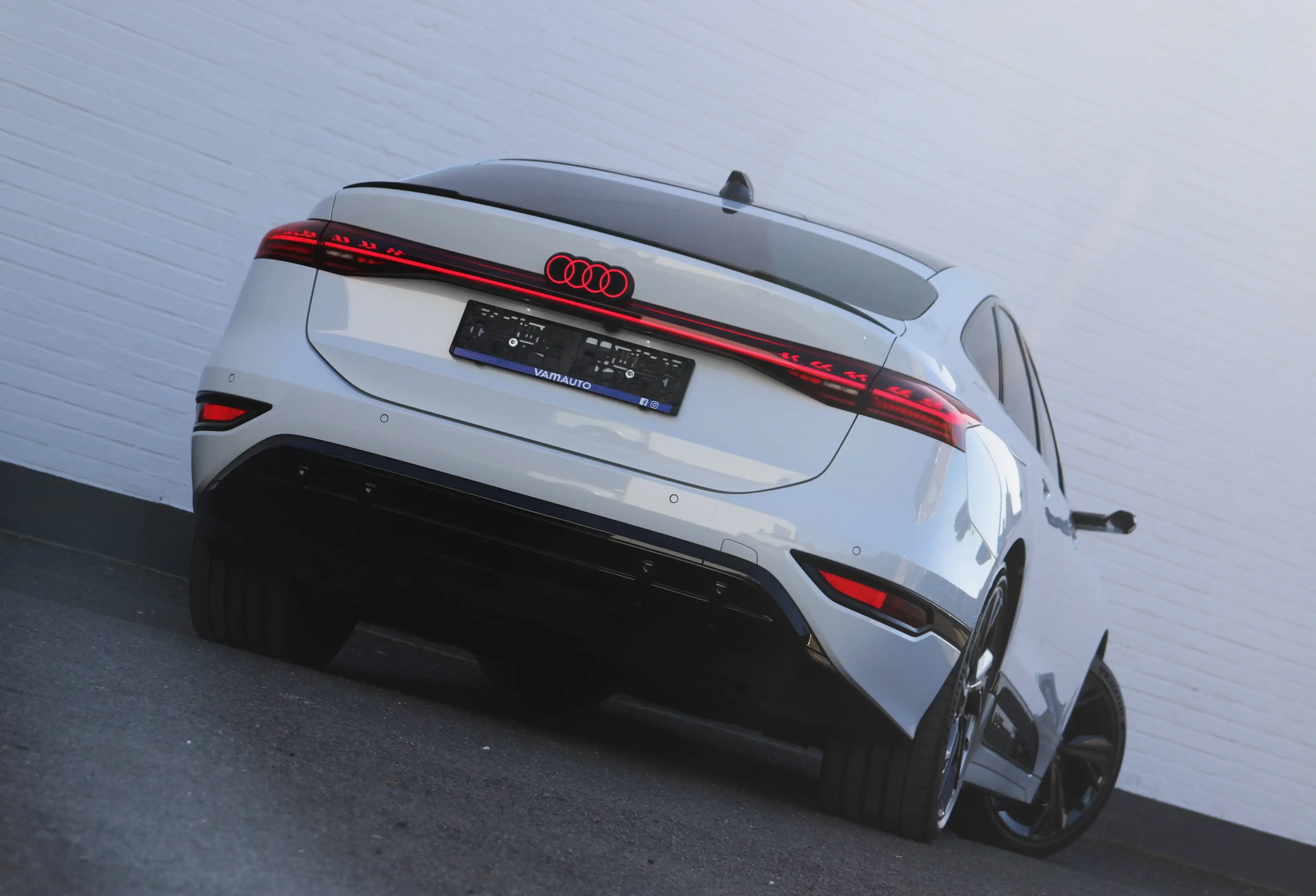Audi S6 e-tron Sportback - Pano/Carbon/B&O/360/S-Seats/Massage/Towbar/SOH=98,2% — photo 15