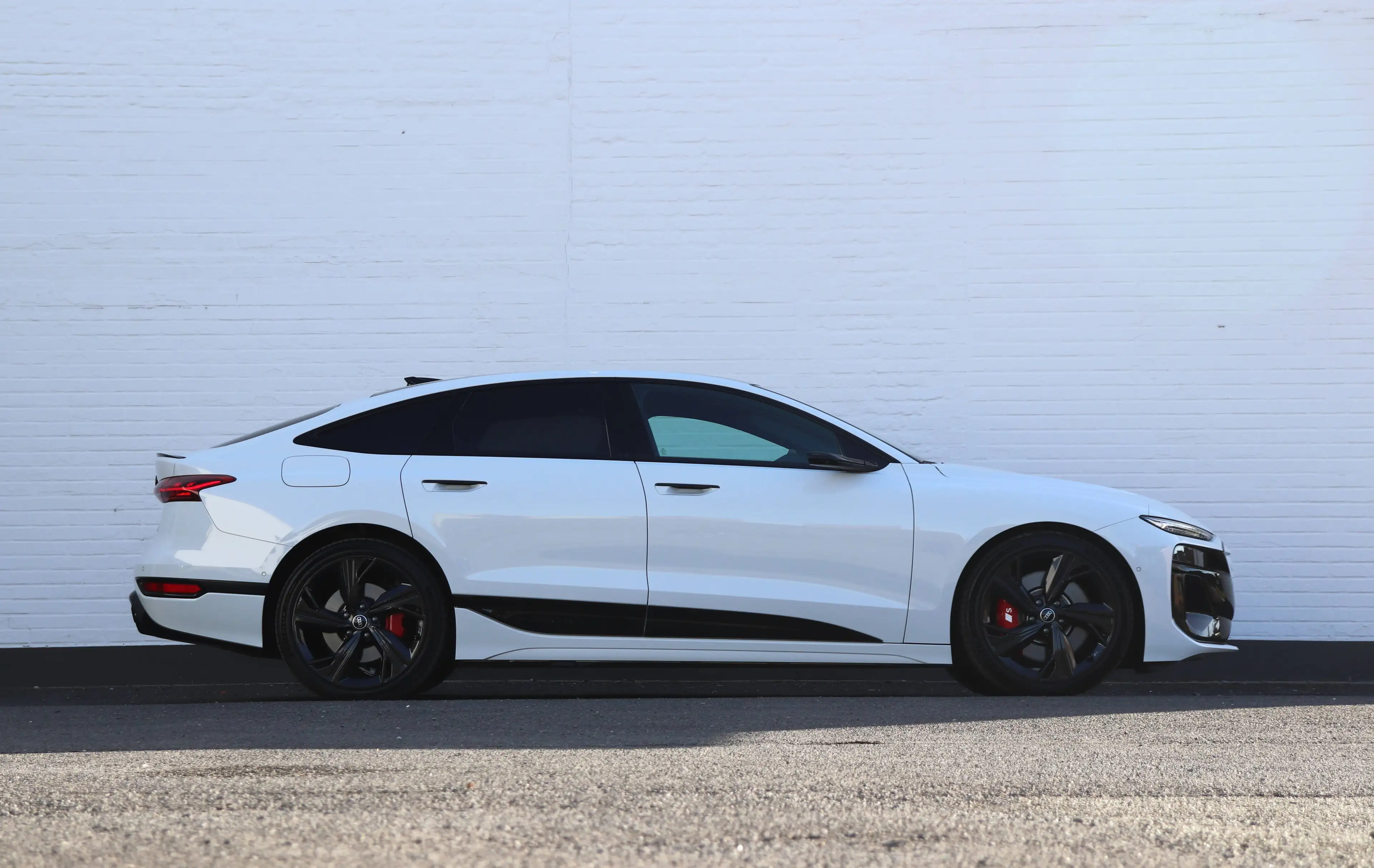 Audi S6 e-tron Sportback - Pano/Carbon/B&O/360/S-Seats/Massage/Towbar/SOH=98,2% — photo 3