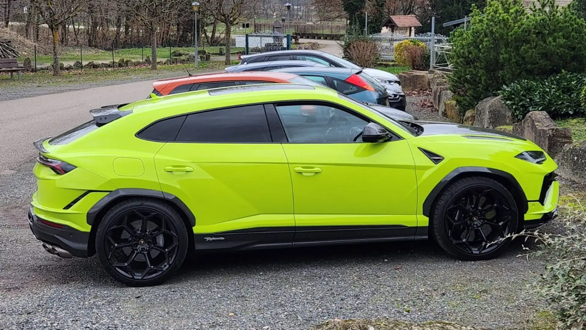 Lamborghini Urus PERFORMANTE - 1