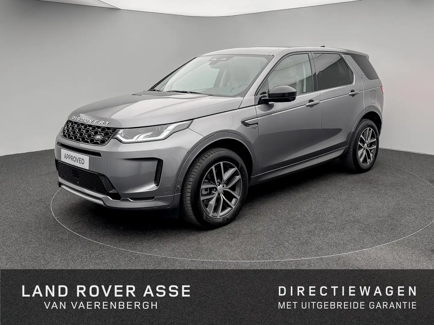 Land Rover Discovery Sport P300e S AWD Grijs - 1