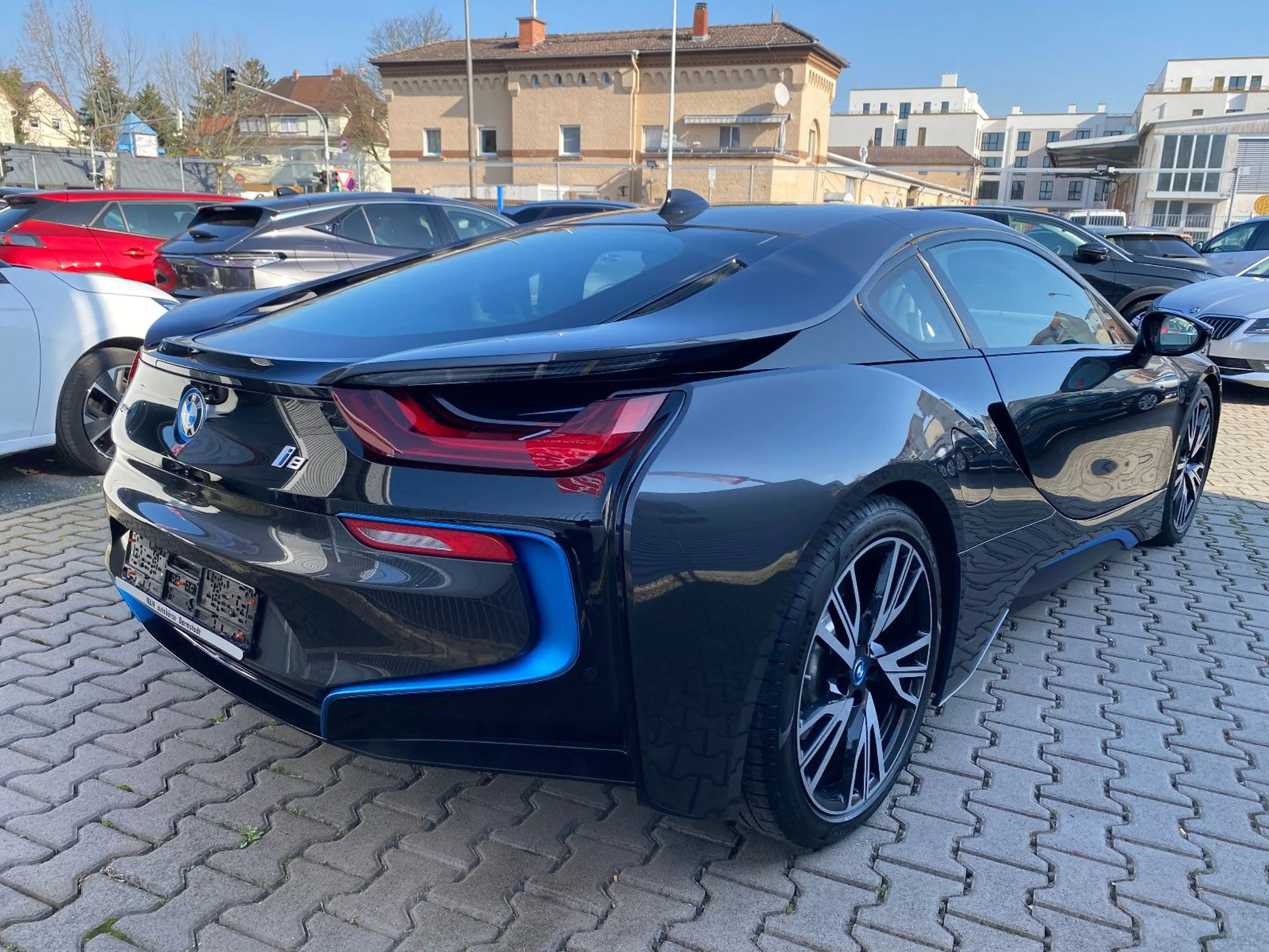 BMW i8 Coupe Pure Impulse Harman-Kardon/HuD/360°/LED — photo 5