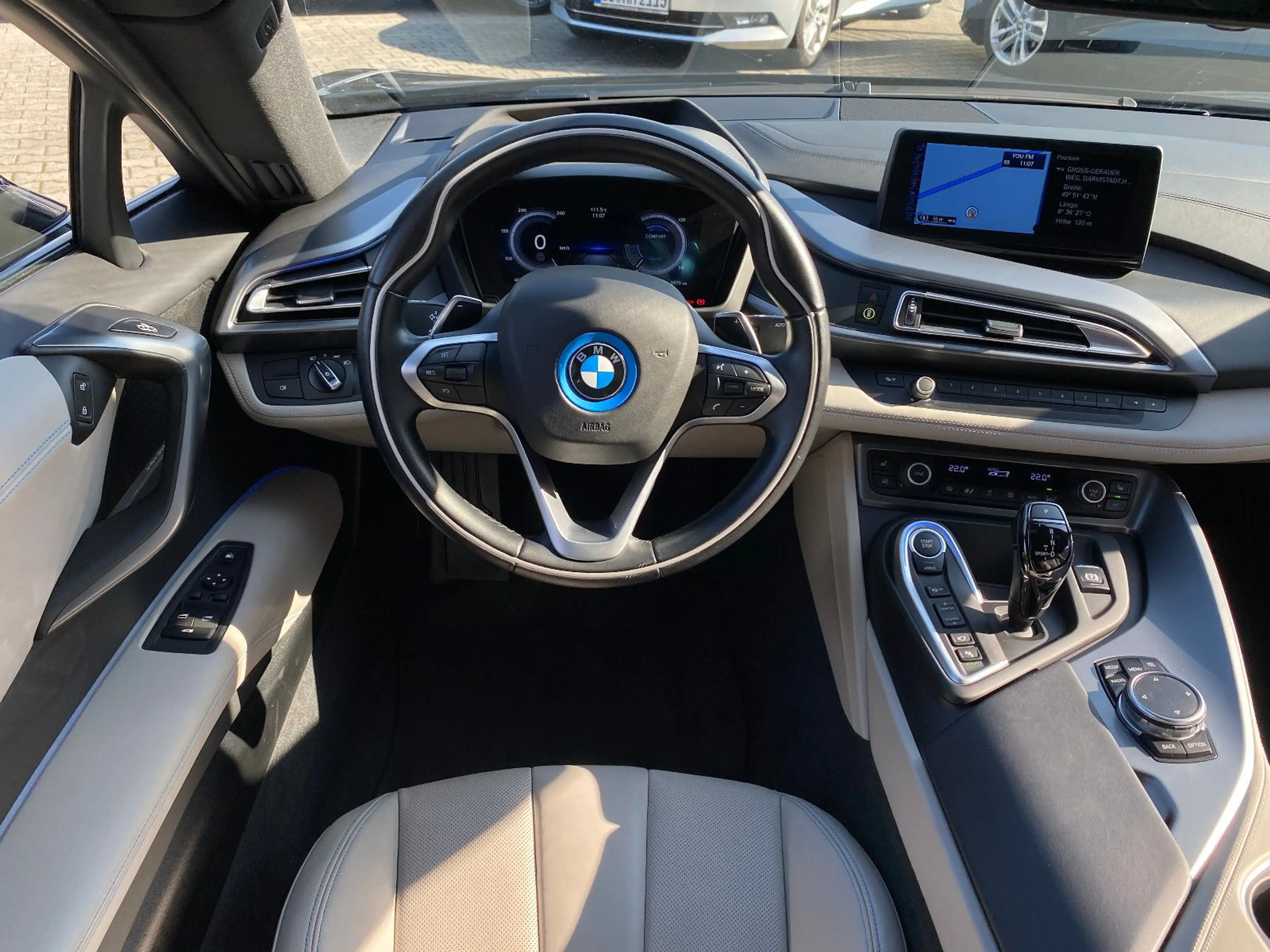 BMW i8 Coupe Pure Impulse Harman-Kardon/HuD/360°/LED — photo 8