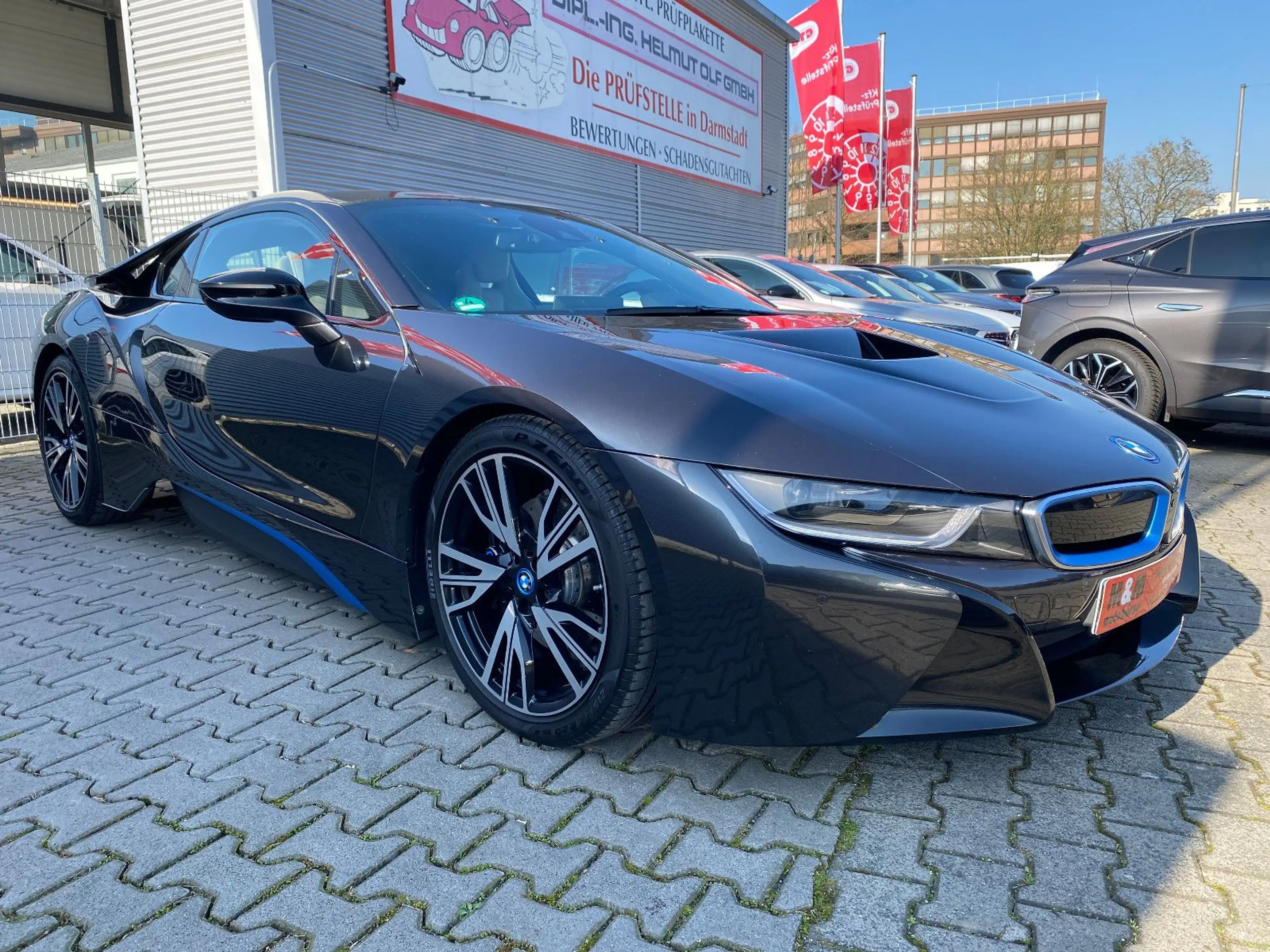 BMW i8 Coupe Pure Impulse Harman-Kardon/HuD/360°/LED — photo 2