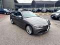 Alfa Romeo Giulia 2.2 Turbodiesel 190 CV AT8 AWD Q4 Executive Gris - thumbnail 2