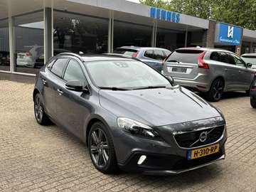 2.5 T5 AWD Summum Acc Standkachel Pano Premium sou
