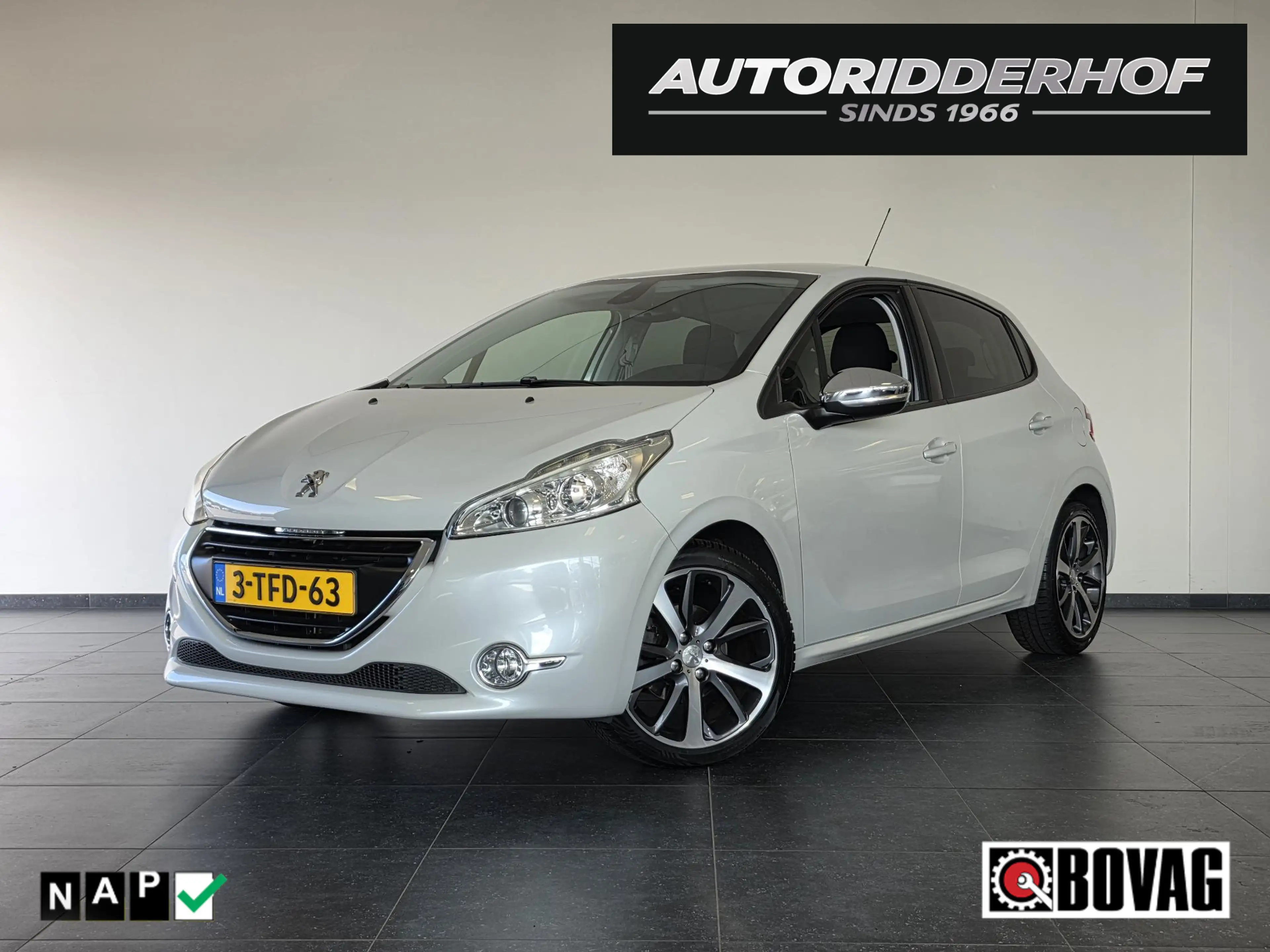 Peugeot 208 1.2 VTi Oxygo | NL-Auto | 100% Dlr onderhouden | L