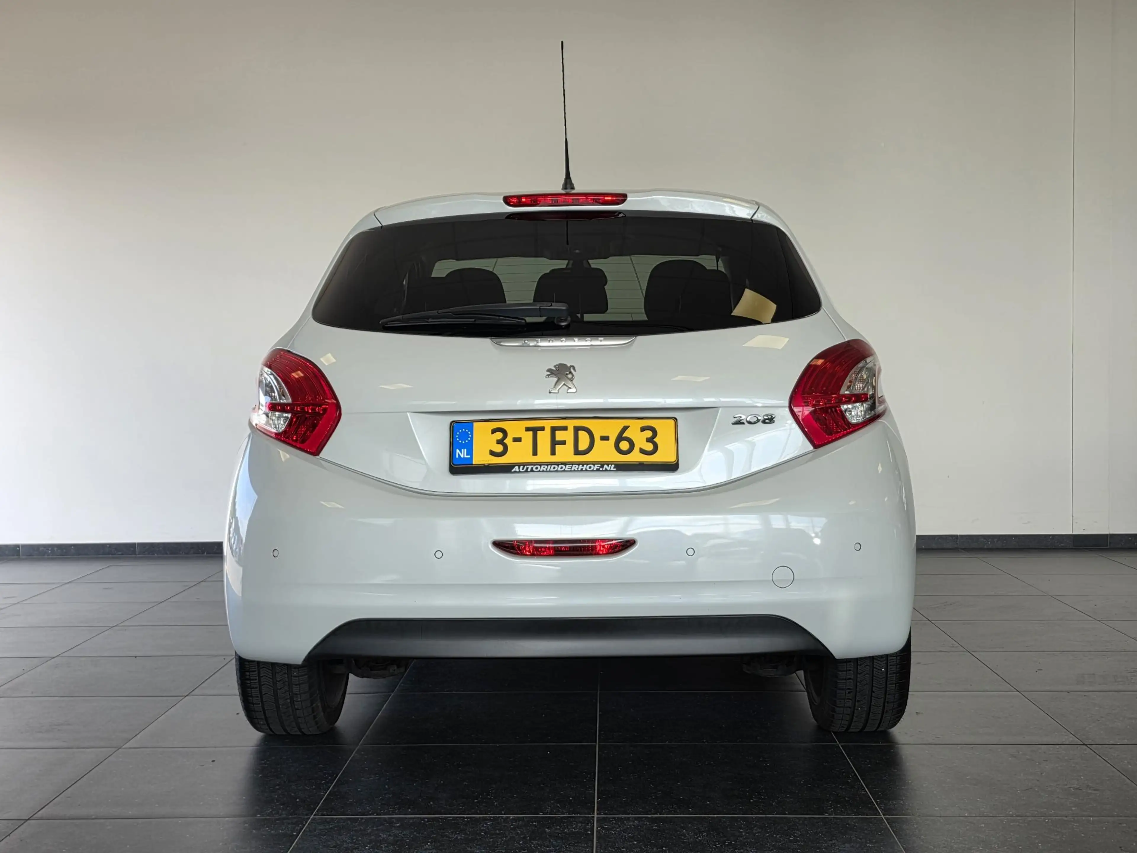 Peugeot 208 1.2 VTi Oxygo | NL-Auto | 100% Dlr onderhouden | L — photo 8