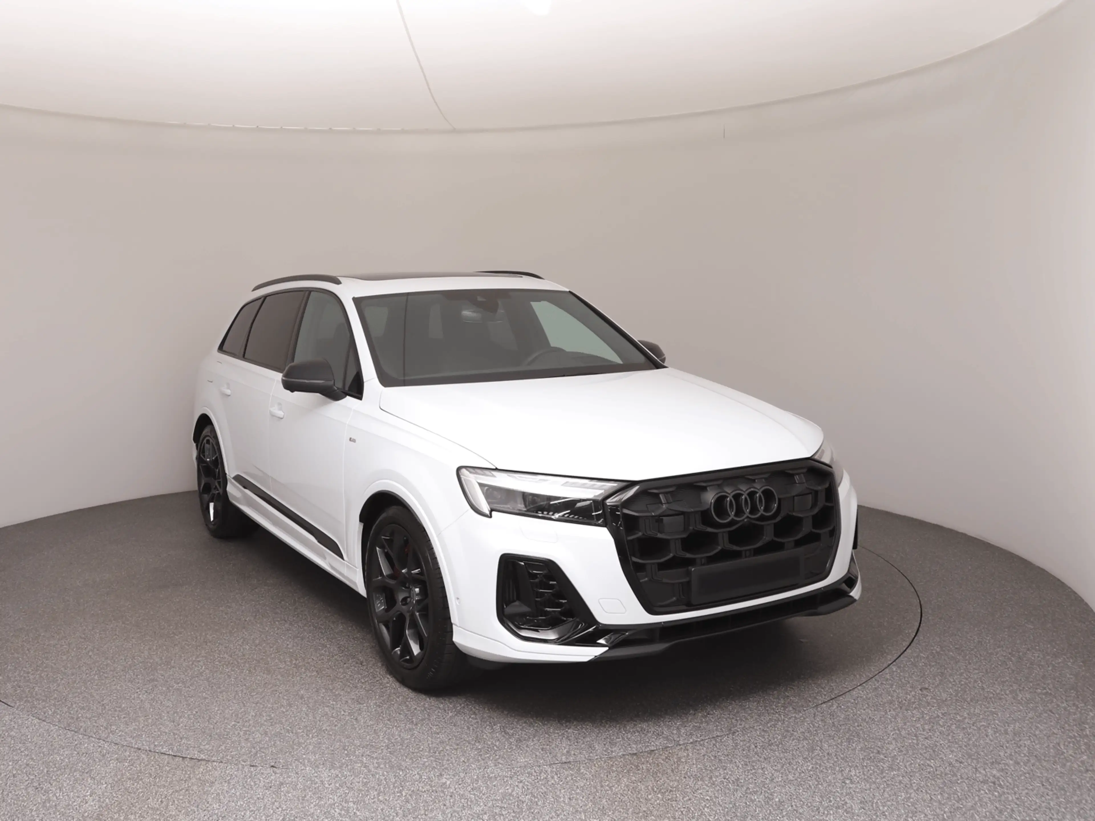 Audi Q7 60 TFSI e quattro 360 kW — photo 3