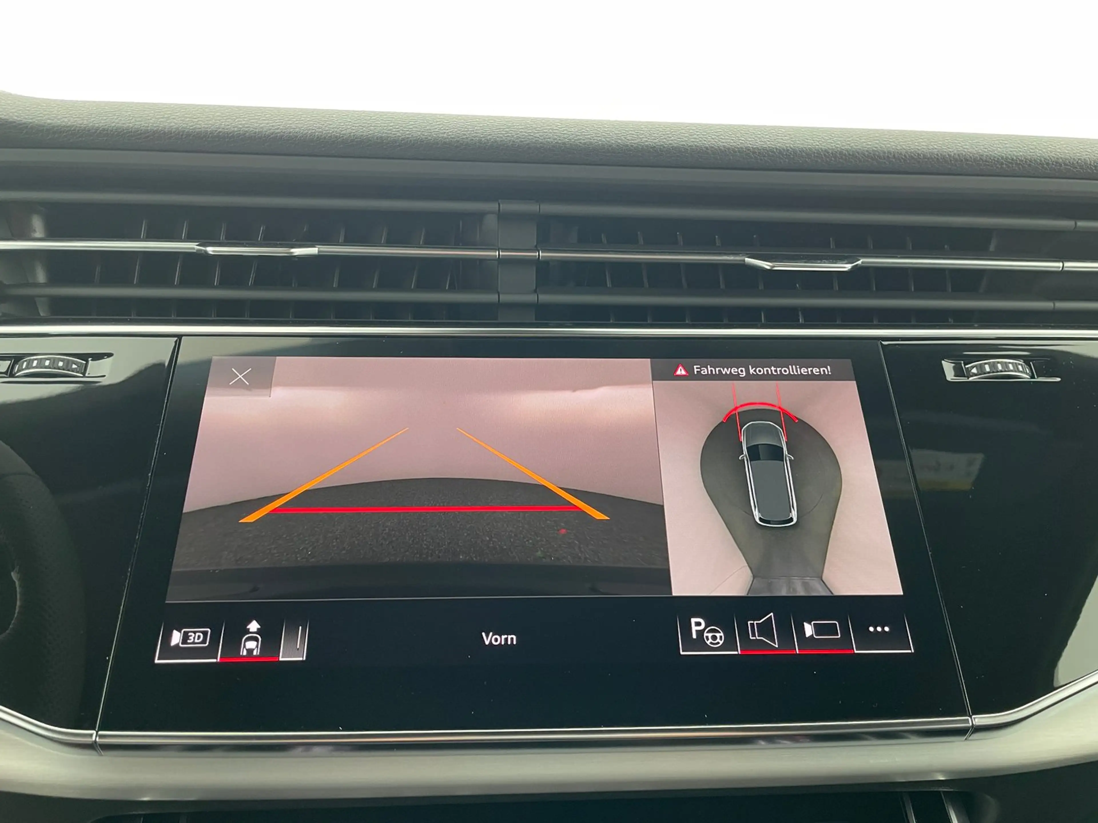Audi Q7 60 TFSI e quattro 360 kW — photo 25
