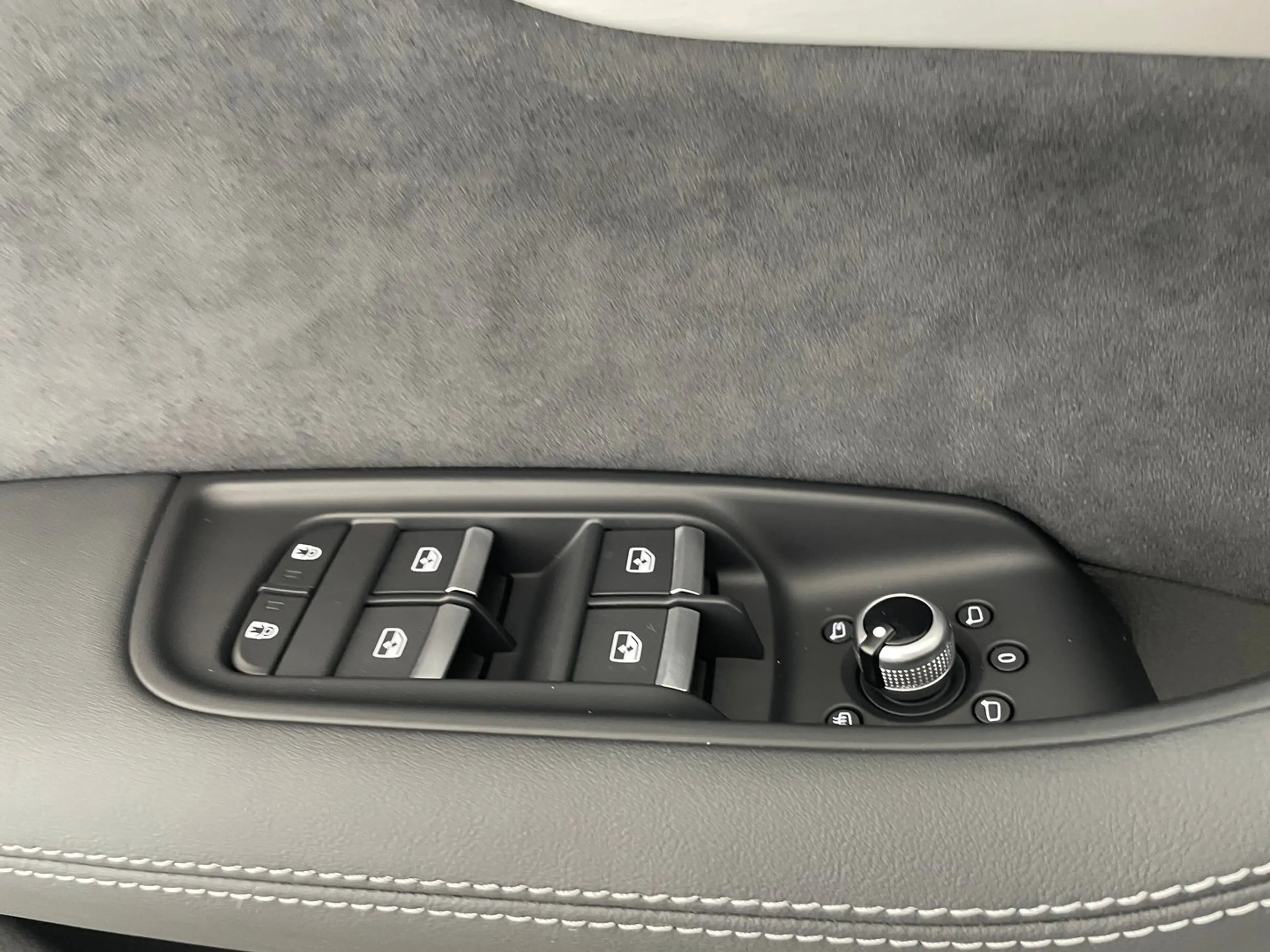 Audi Q7 60 TFSI e quattro 360 kW — photo 11