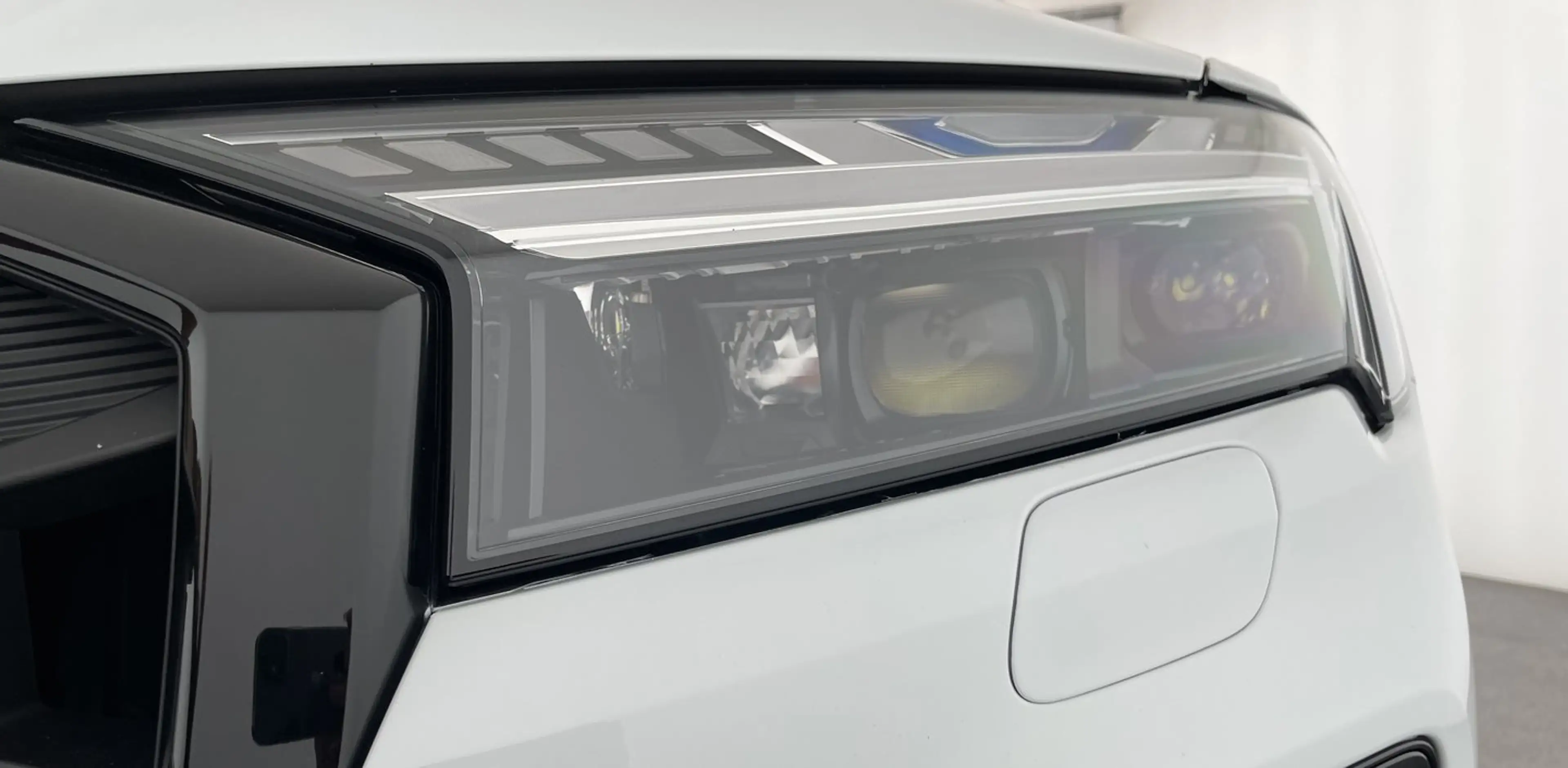 Audi Q7 60 TFSI e quattro 360 kW — photo 37