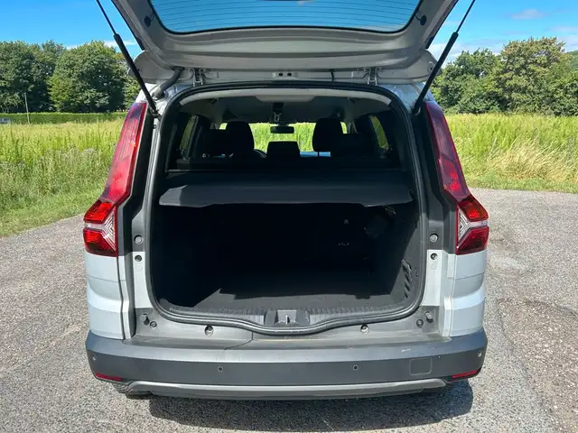 Dacia Jogger view 5