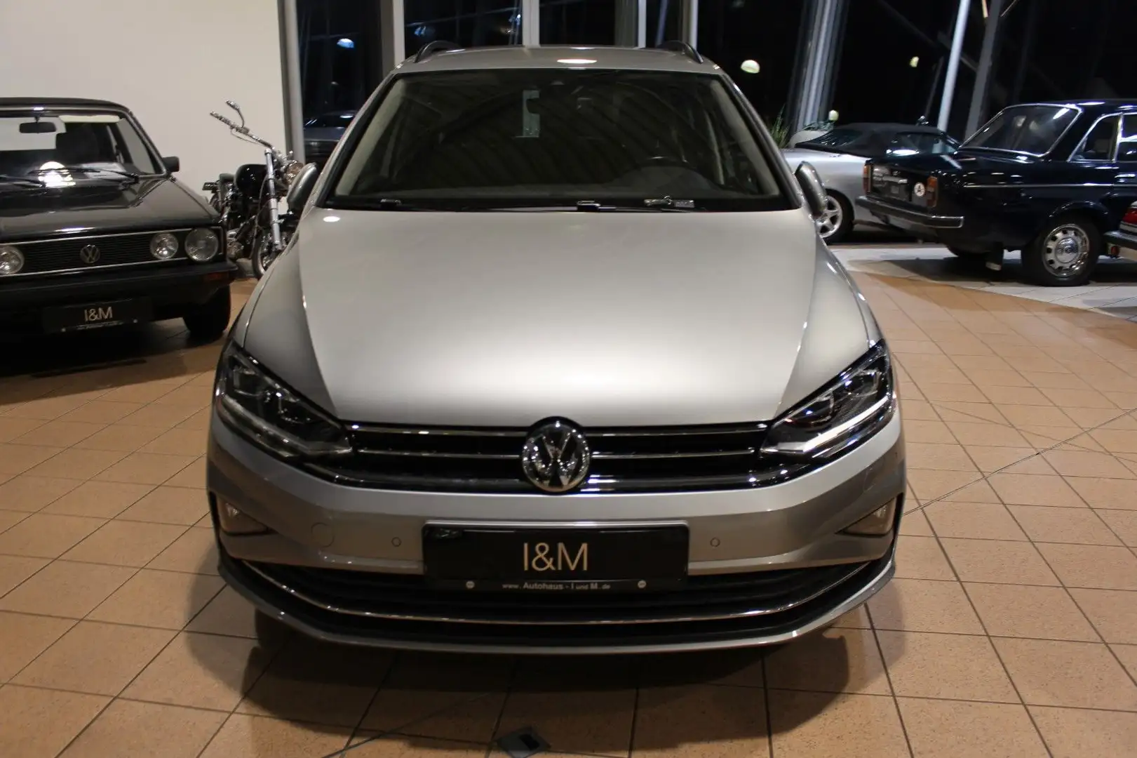 Volkswagen Golf Sportsvan VII Join+ACC+AHK+Navi+CarPlay+SHZ Silber - 1