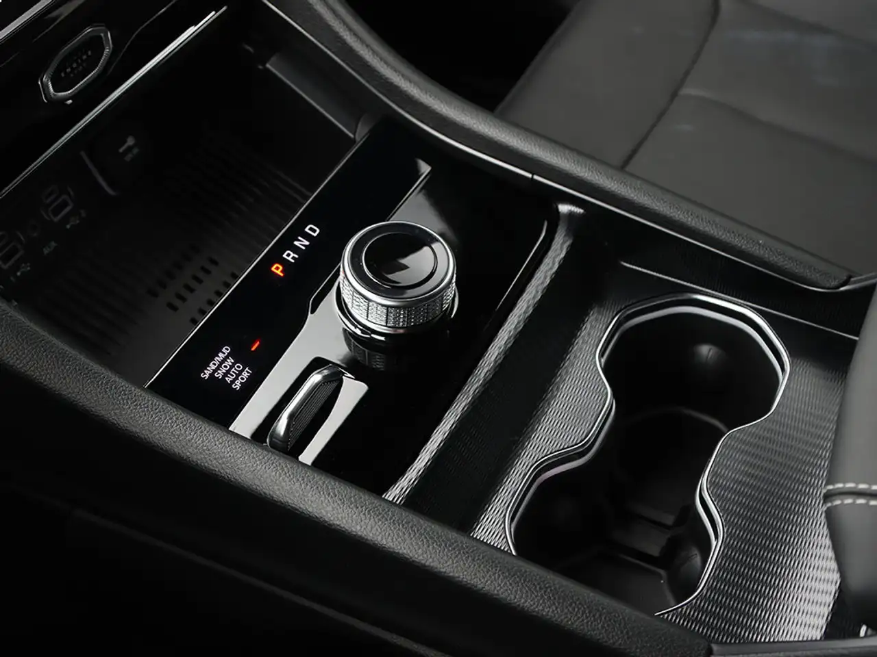 Jeep Grand Cherokee photo Jeep Grand Cherokee