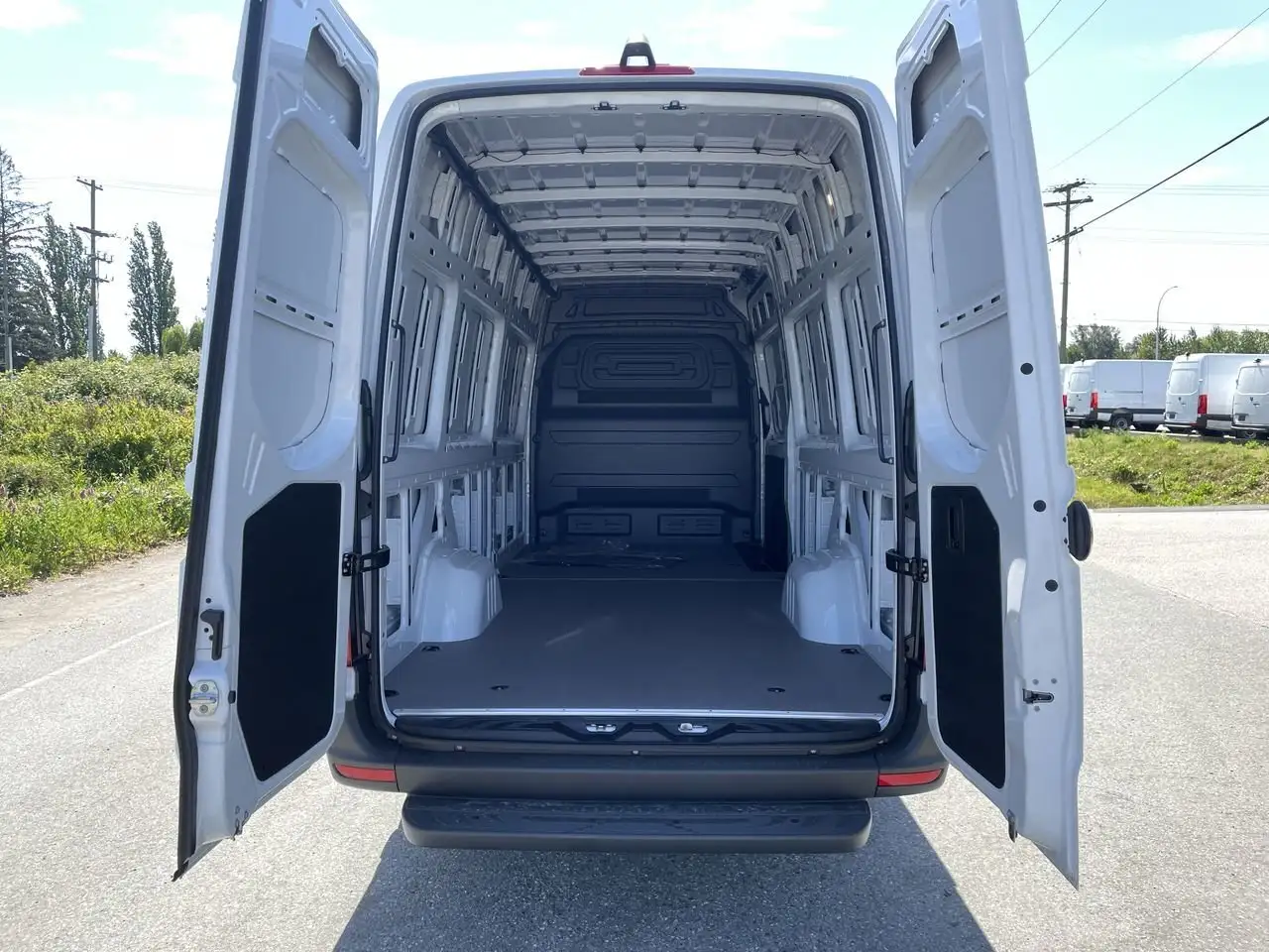 Mercedes-Benz Sprinter снимка Mercedes-Benz Sprinter