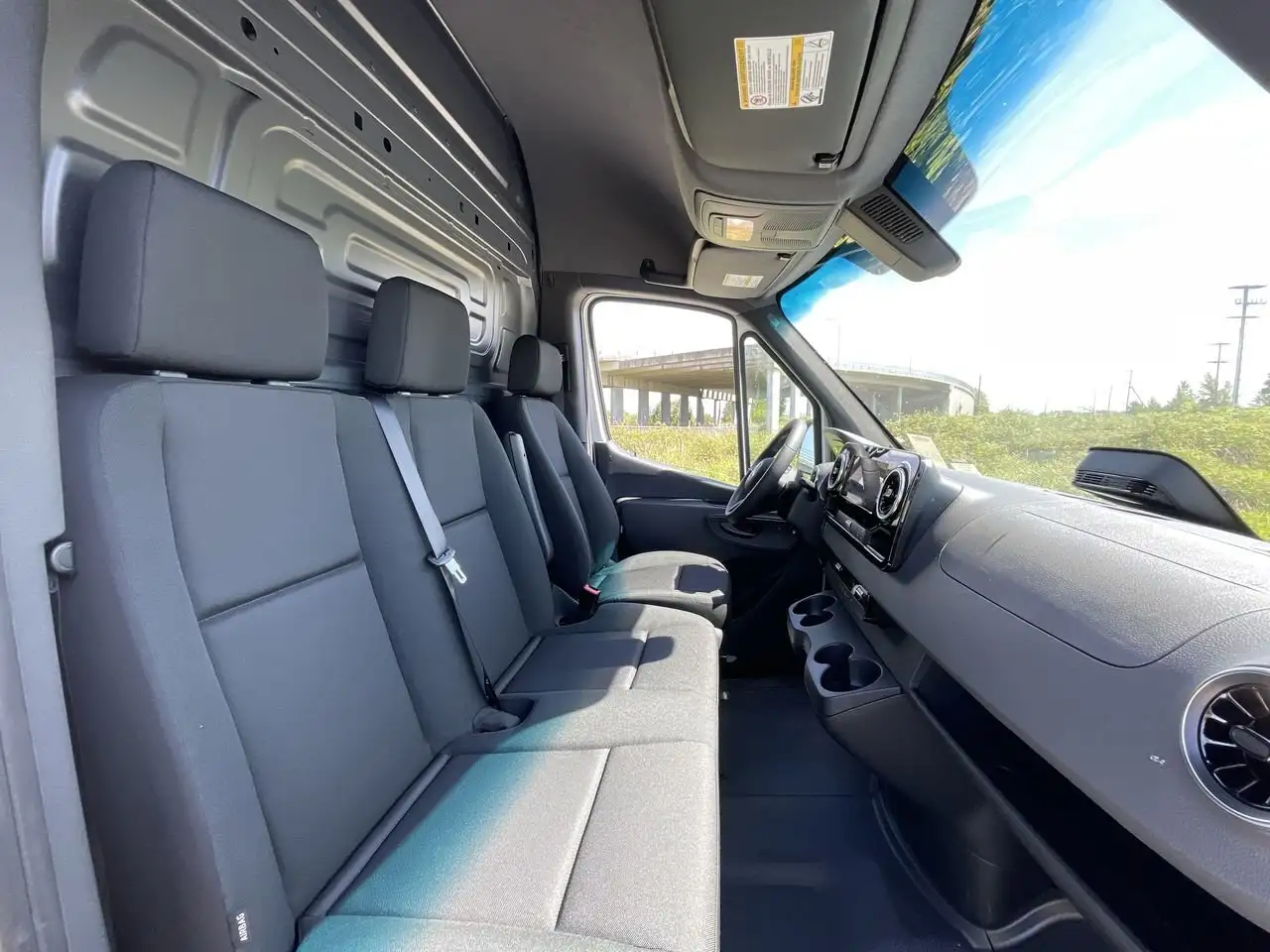 Mercedes-Benz Sprinter снимка Mercedes-Benz Sprinter