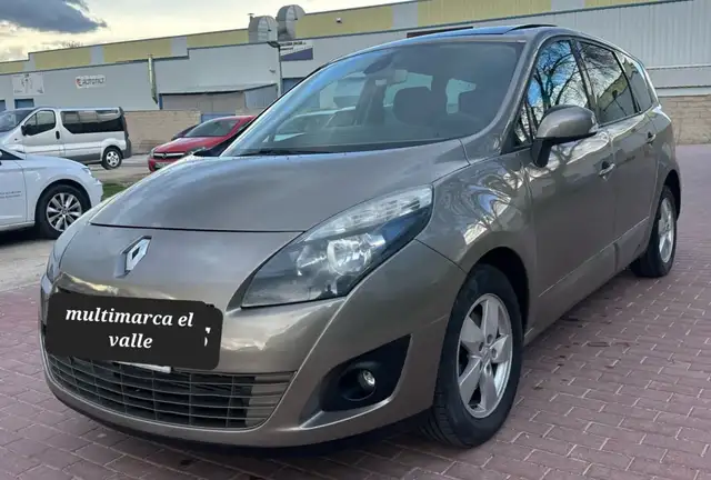 Renault Grand Scenic 1.9dCi Family Edition 7pl.