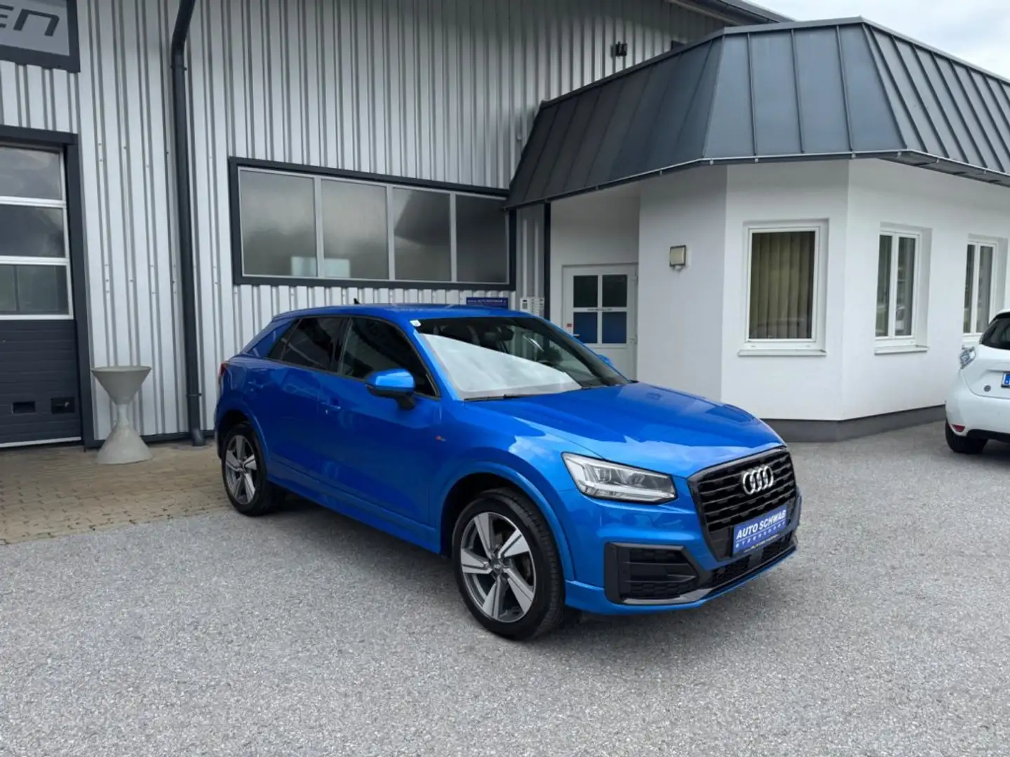 Audi Q2 30 TDI intense *LED,SITZHEIZUNG* Blau - 1