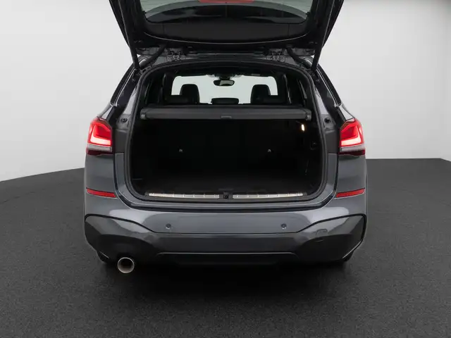 BMW X1 view 13