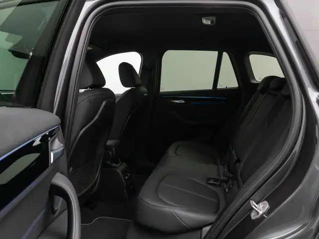 BMW X1 view 25