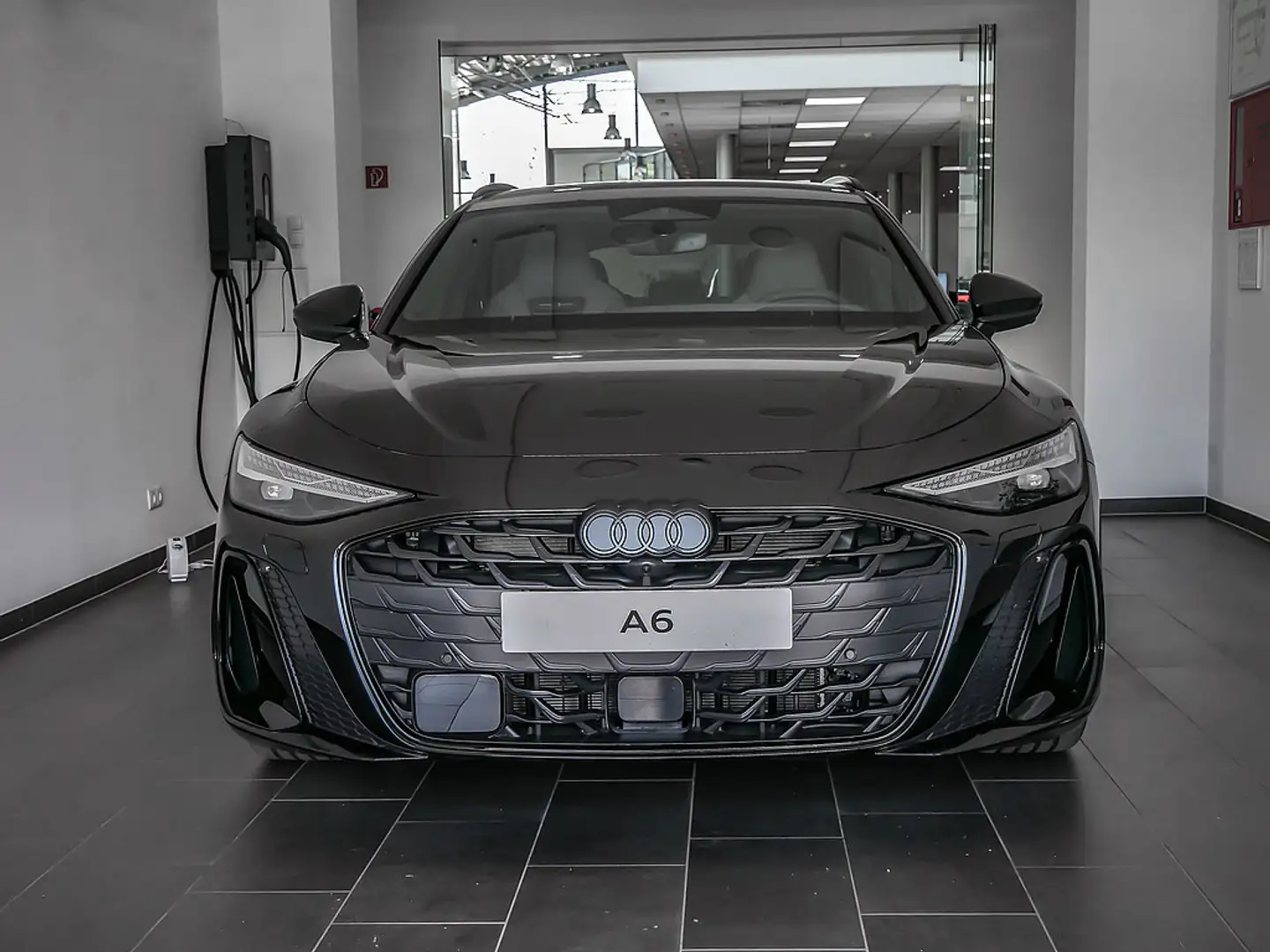 Audi A6 Avant TFSI quattro 270 kW S tronic Noir - 2