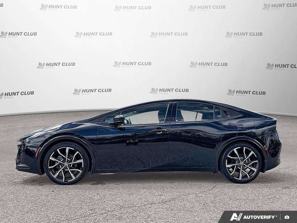 2024 Toyota Prius XSE | Apple Car Play | Android Auto | Leather | — снимка 4