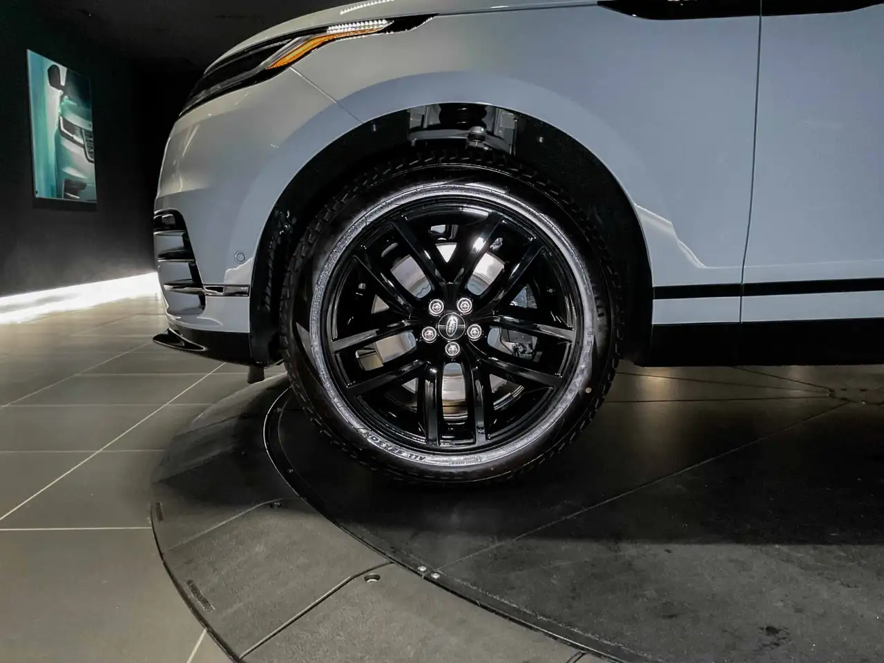 Land Rover Range Rover Velar снимка Land Rover Range Rover Velar