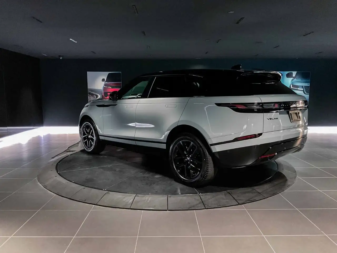 Land Rover Range Rover Velar снимка Land Rover Range Rover Velar