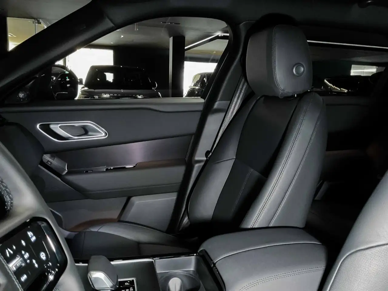 Land Rover Range Rover Velar снимка Land Rover Range Rover Velar