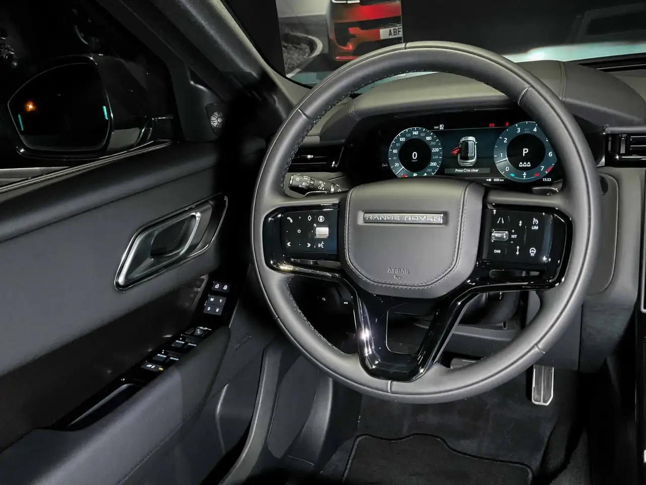Land Rover Range Rover Velar снимка Land Rover Range Rover Velar