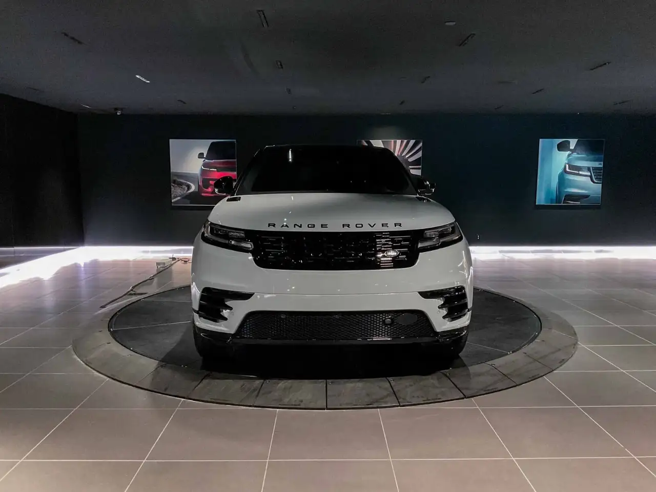Land Rover Range Rover Velar снимка Land Rover Range Rover Velar
