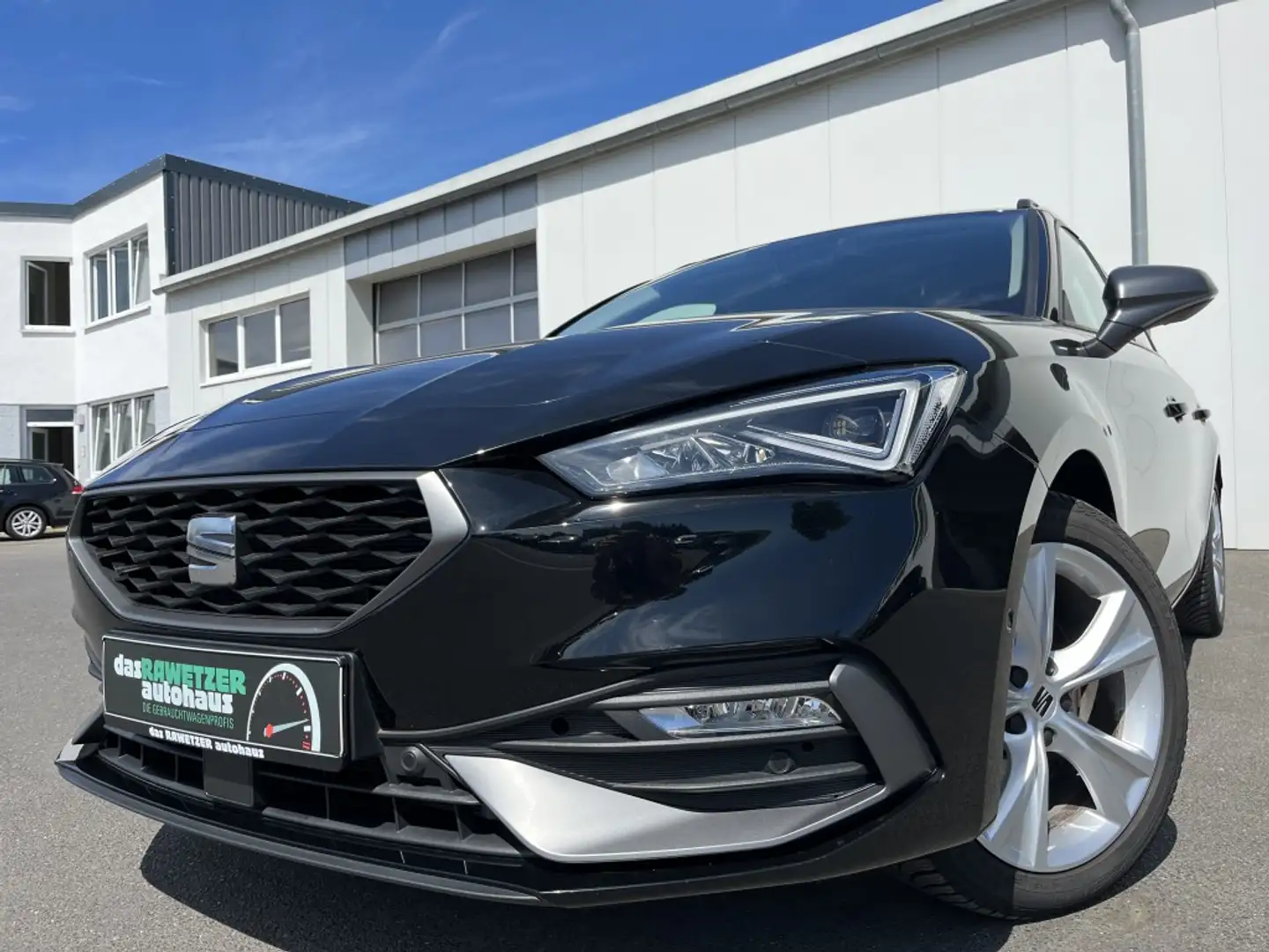 SEAT Leon SP 2.0 TDI DSG FR-Line 181€ m. 20% Anzahlung Dig Schwarz - 1