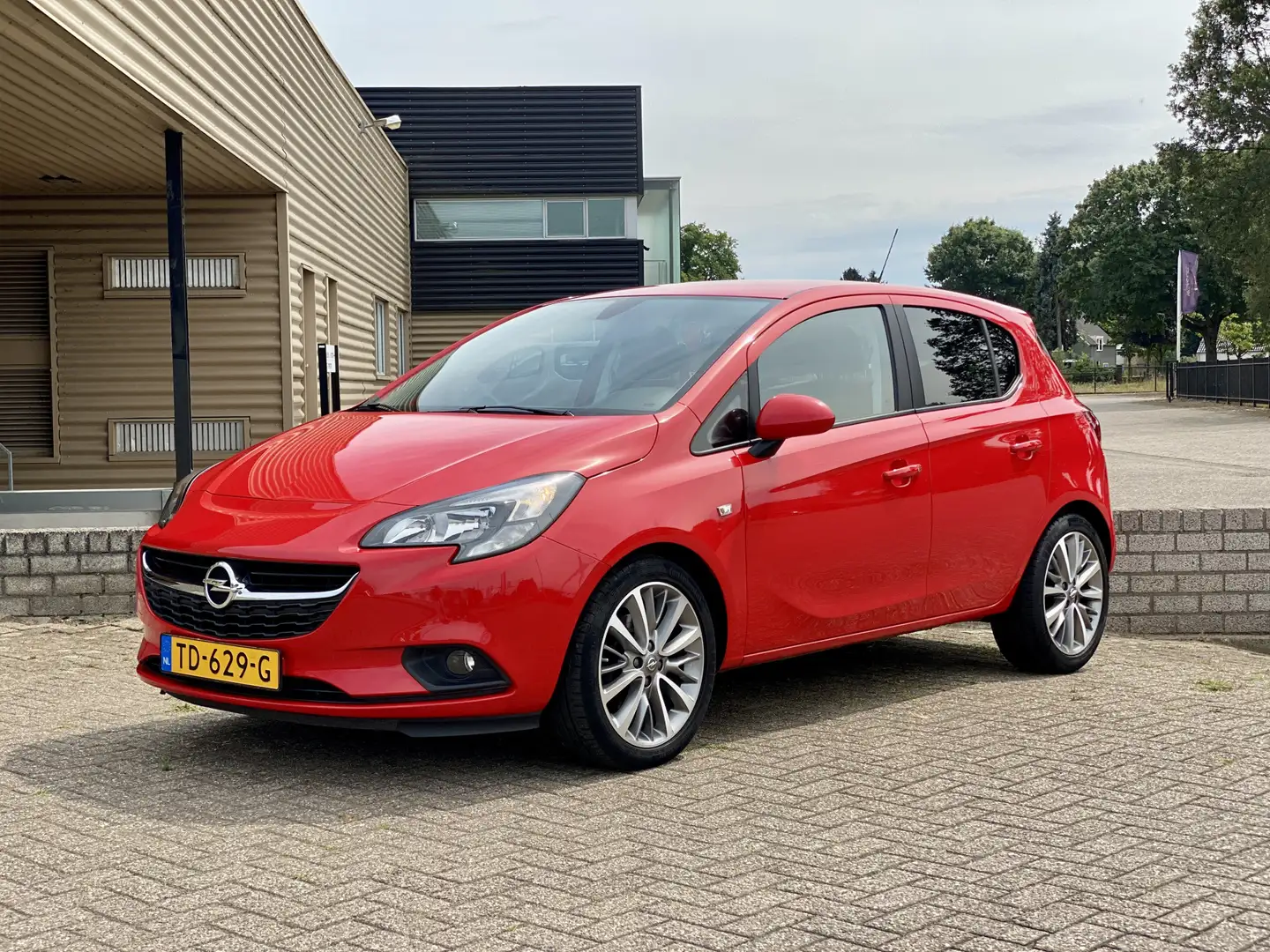 Opel Corsa 1.4 Turbo Innovation [ apple car,airco,17``lmv,pdc Rouge - 1